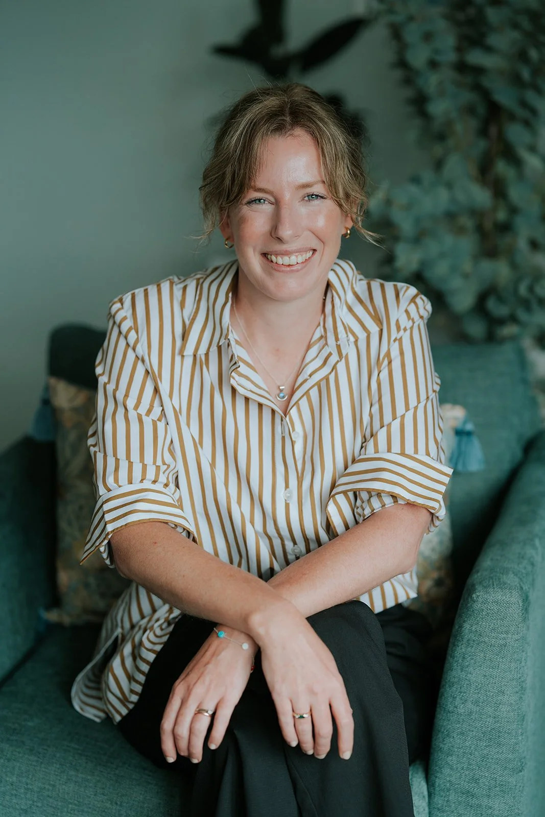 Bellingen Psychology offering calm, trauma-informed and neuroaffirming online therapy for overwhelmed women, mothers and high-functioning adults navigating burnout, anxiety, ADHD, emotional exhaustion and life transitions across Australia