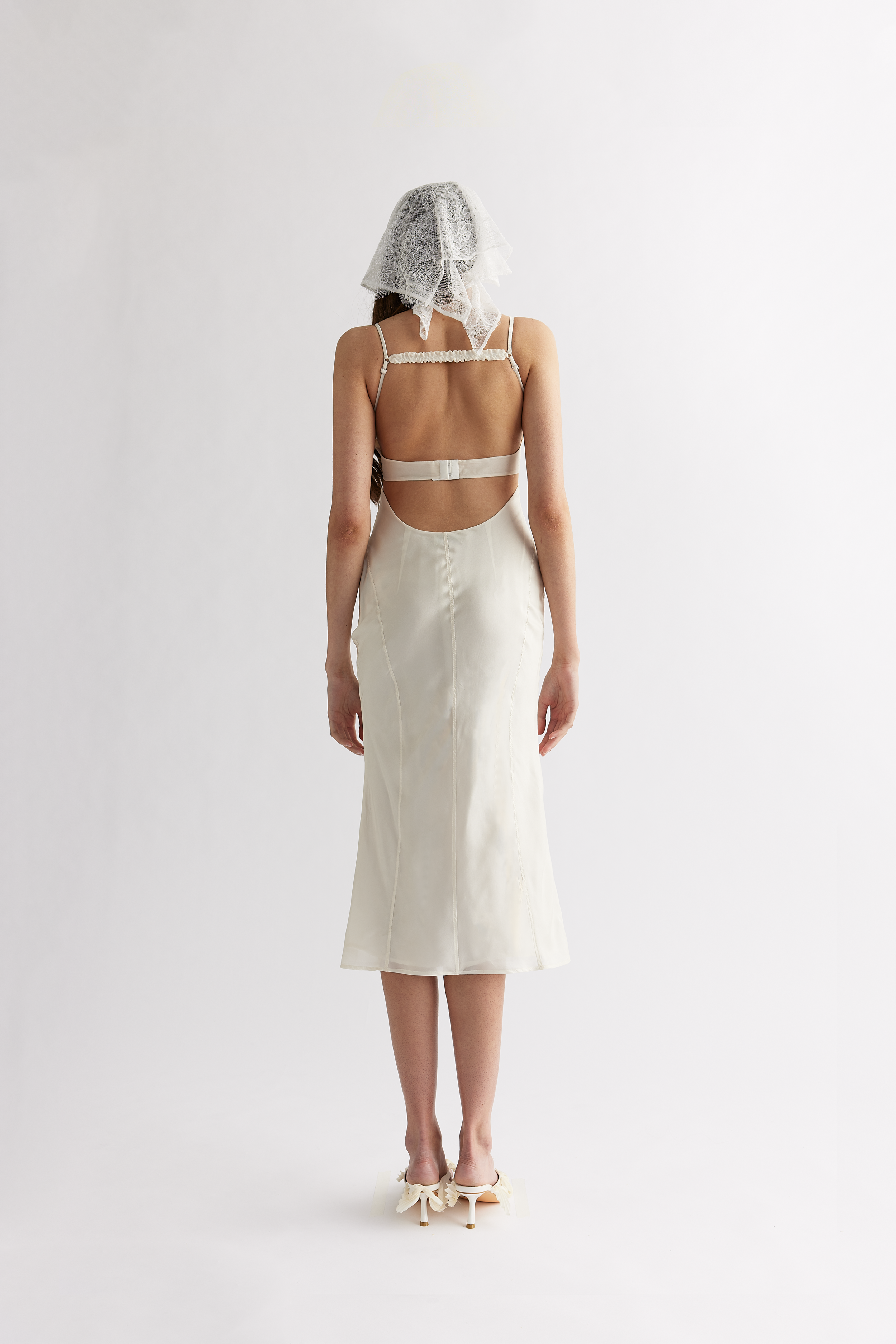 QUYEN_INTIMATE_NIGHTIE_BACK_26090911221.png