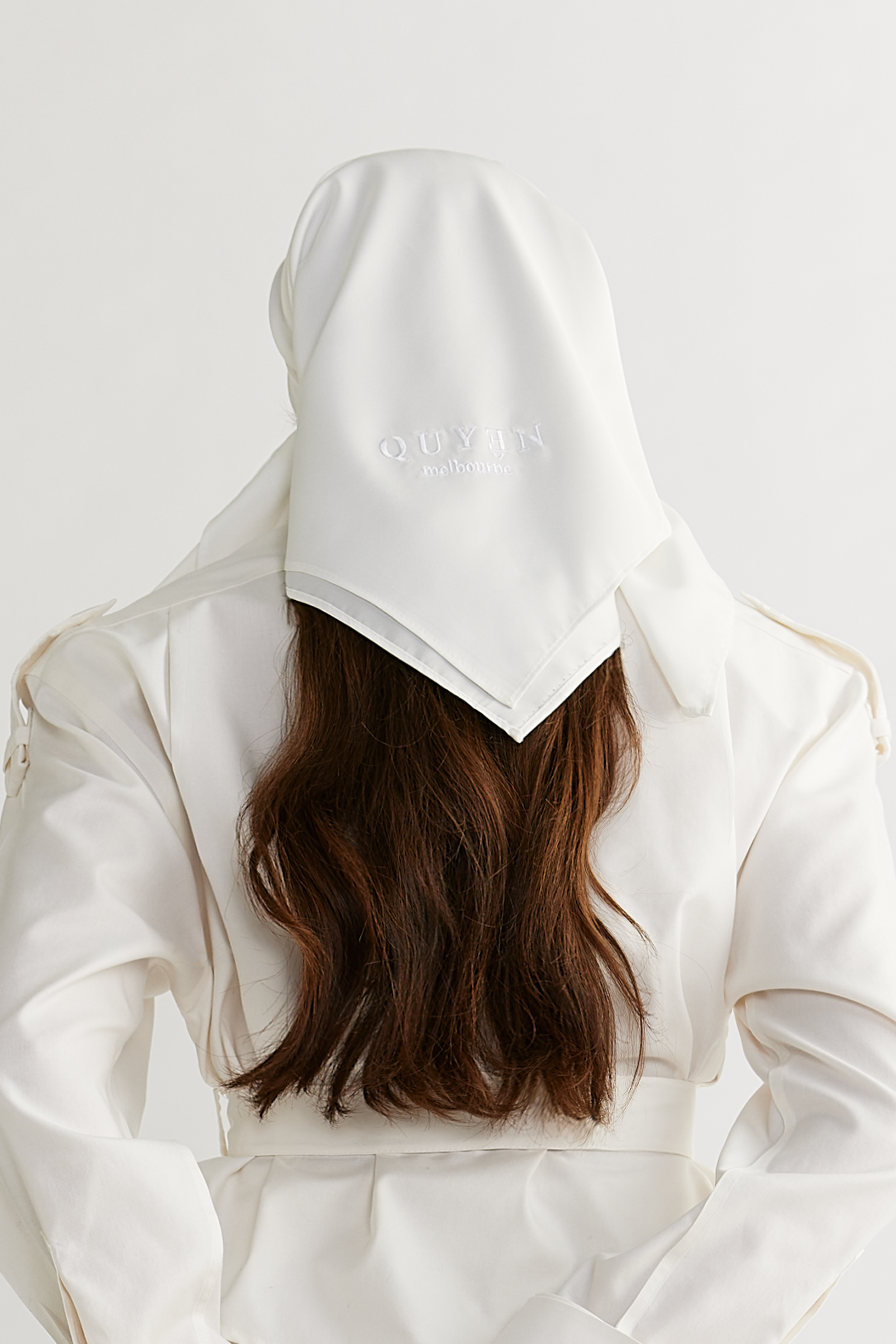 REARD_EMBROIDERED_SCARF_BACK_26090910787.png