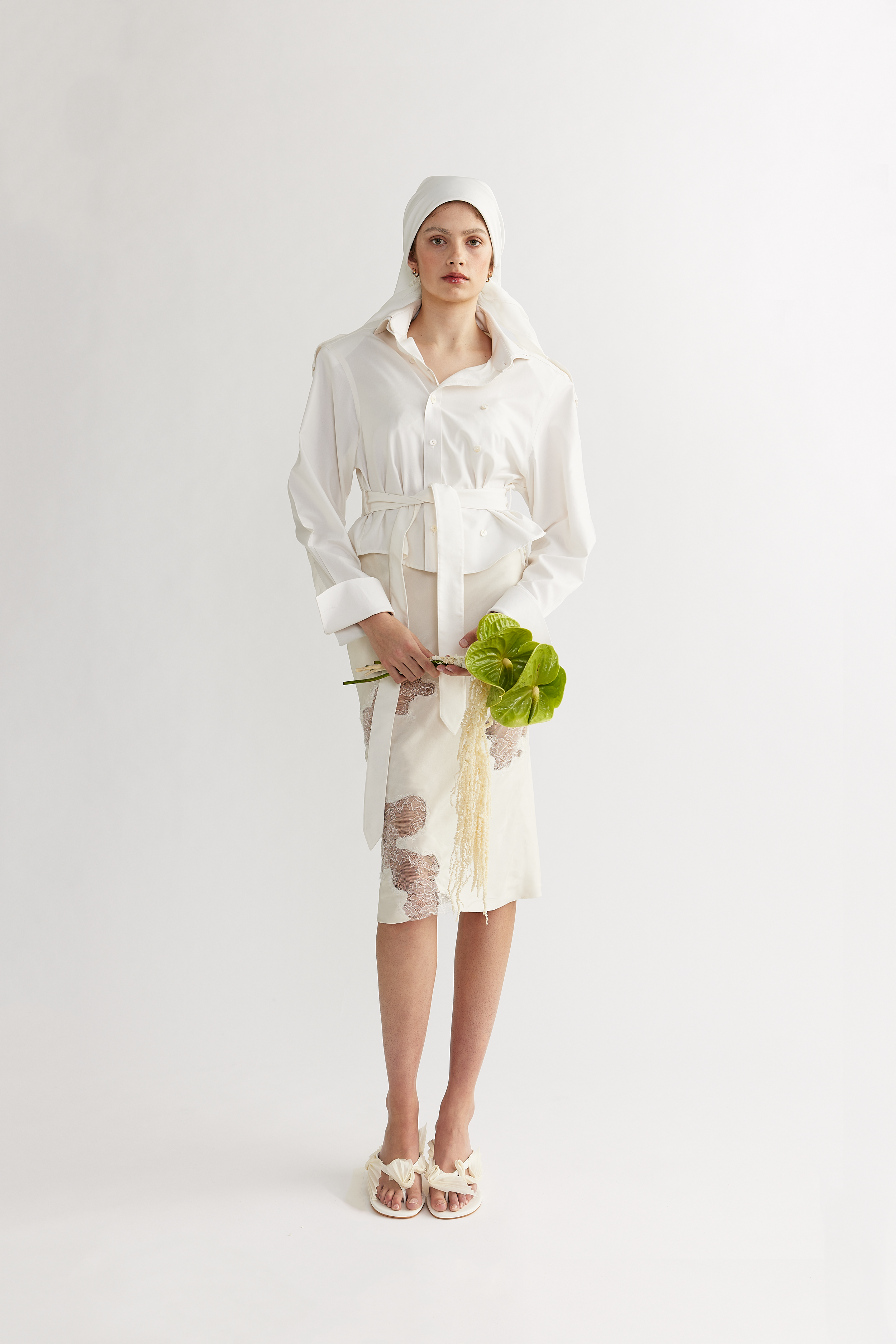 MOMENTO_TRENCH_FRONT_2_26090910751.png