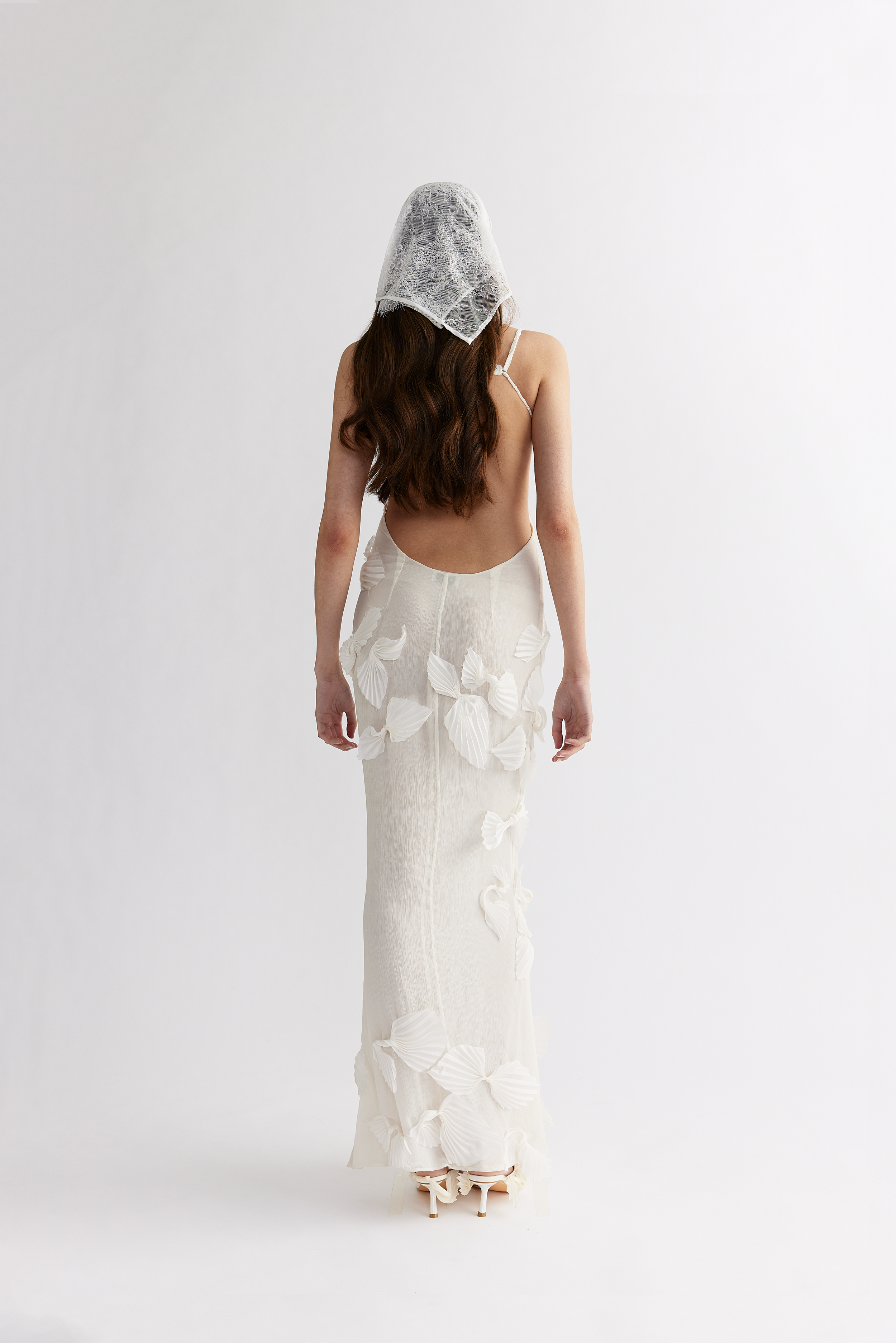 QUYEN_INTIMATE_PLEAT_GOWN_BACK_26090911346.png