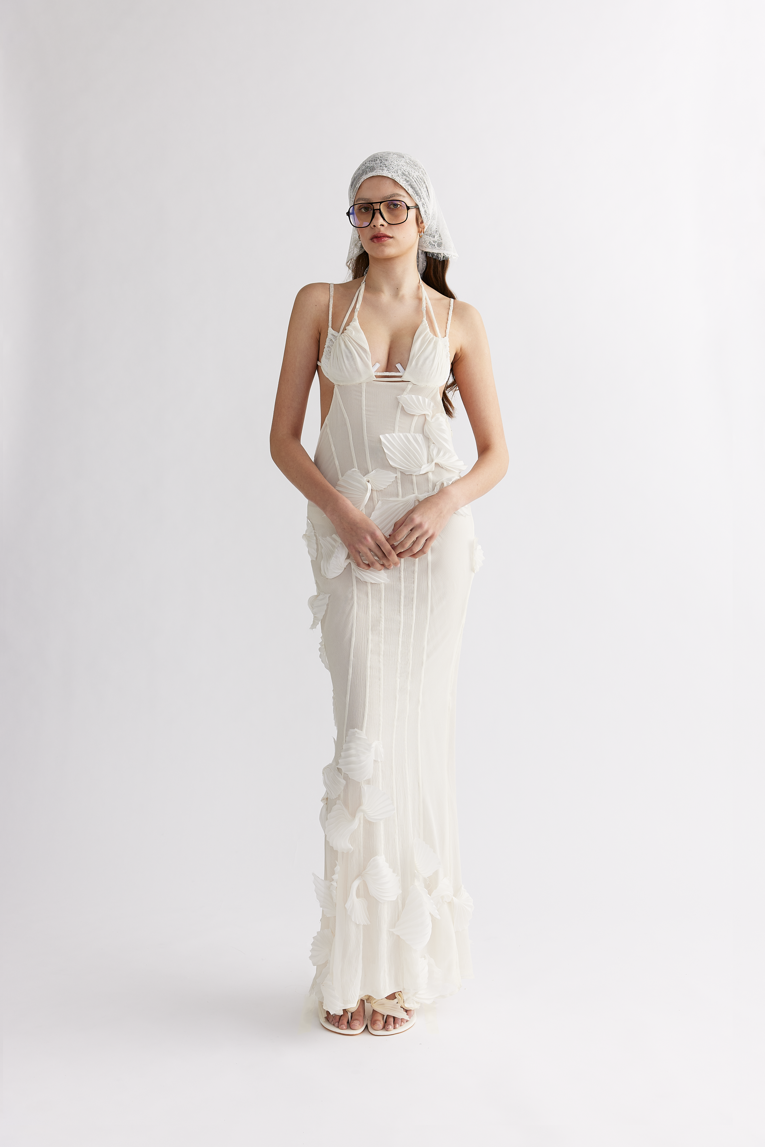 QUYEN_INTIMATE_PLEAT_GOWN_FRONT_26090911319.png