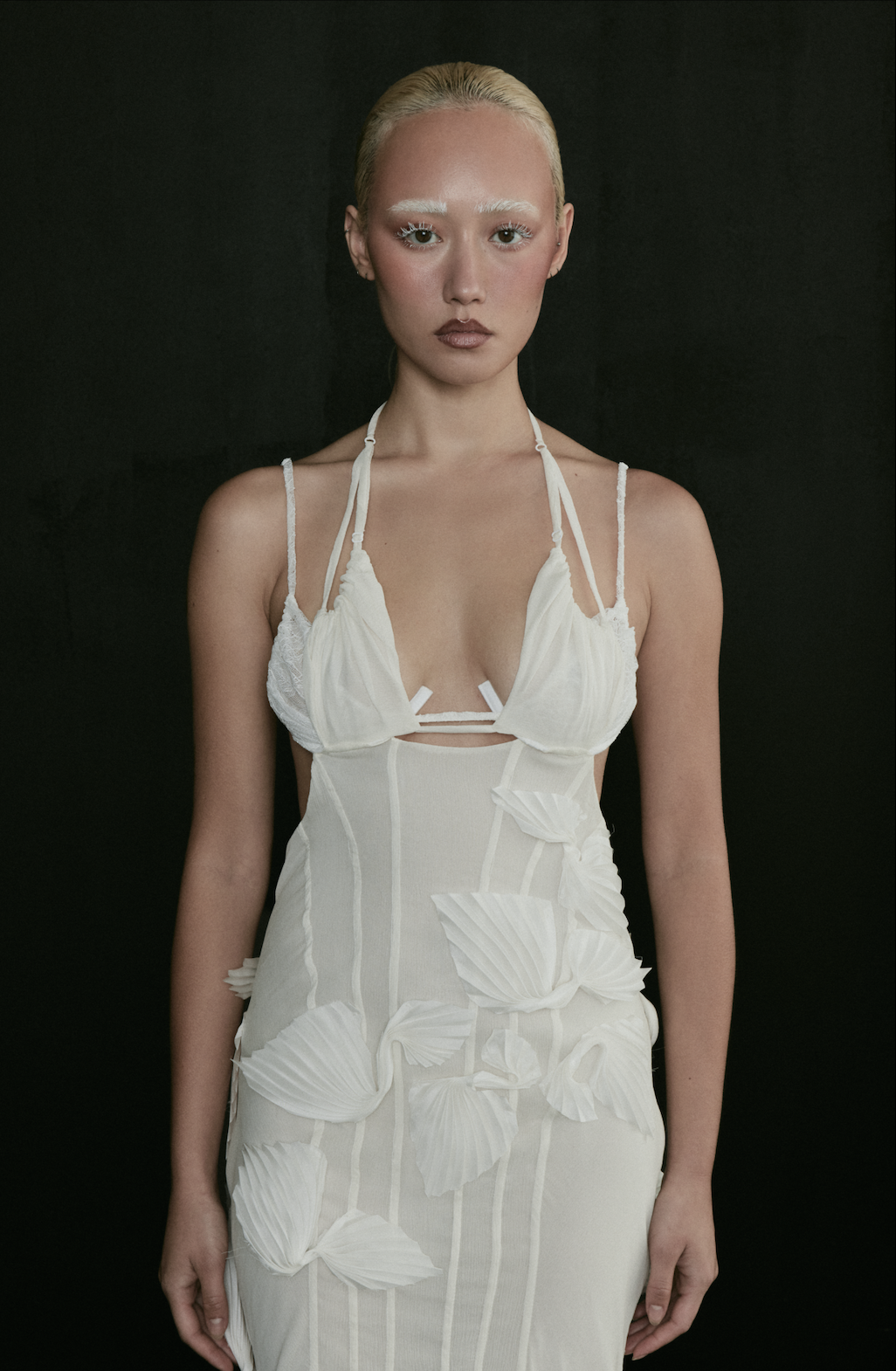 INTIMATE_PLEAT_GOWN_DETAIL.png