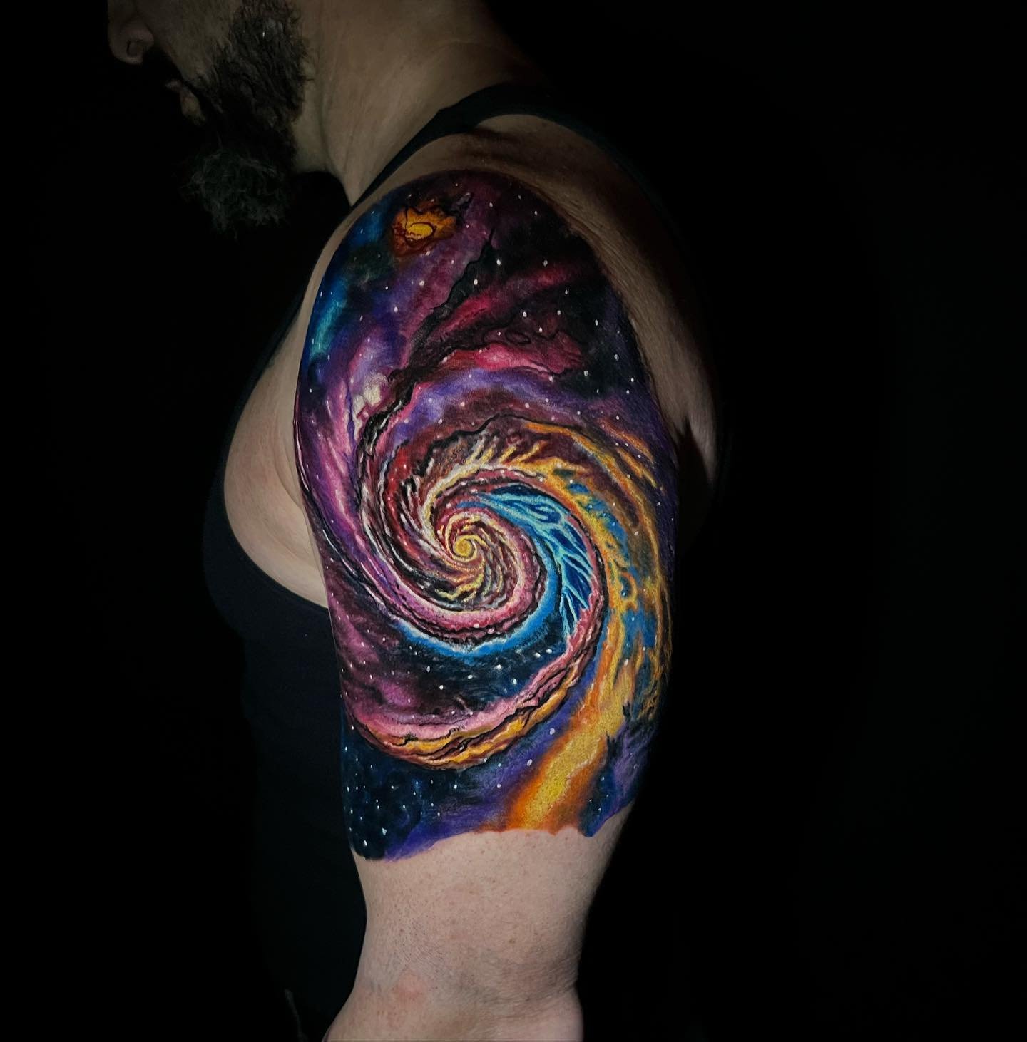 Would love to do more space and galaxy tattoos. If you&rsquo;re interested in getting something done shoot me a DM or use the submission link in my profile. Thanks for checking out my work. 

#johngraefe #fusionink #tattoo #watercolor #watercolortatt