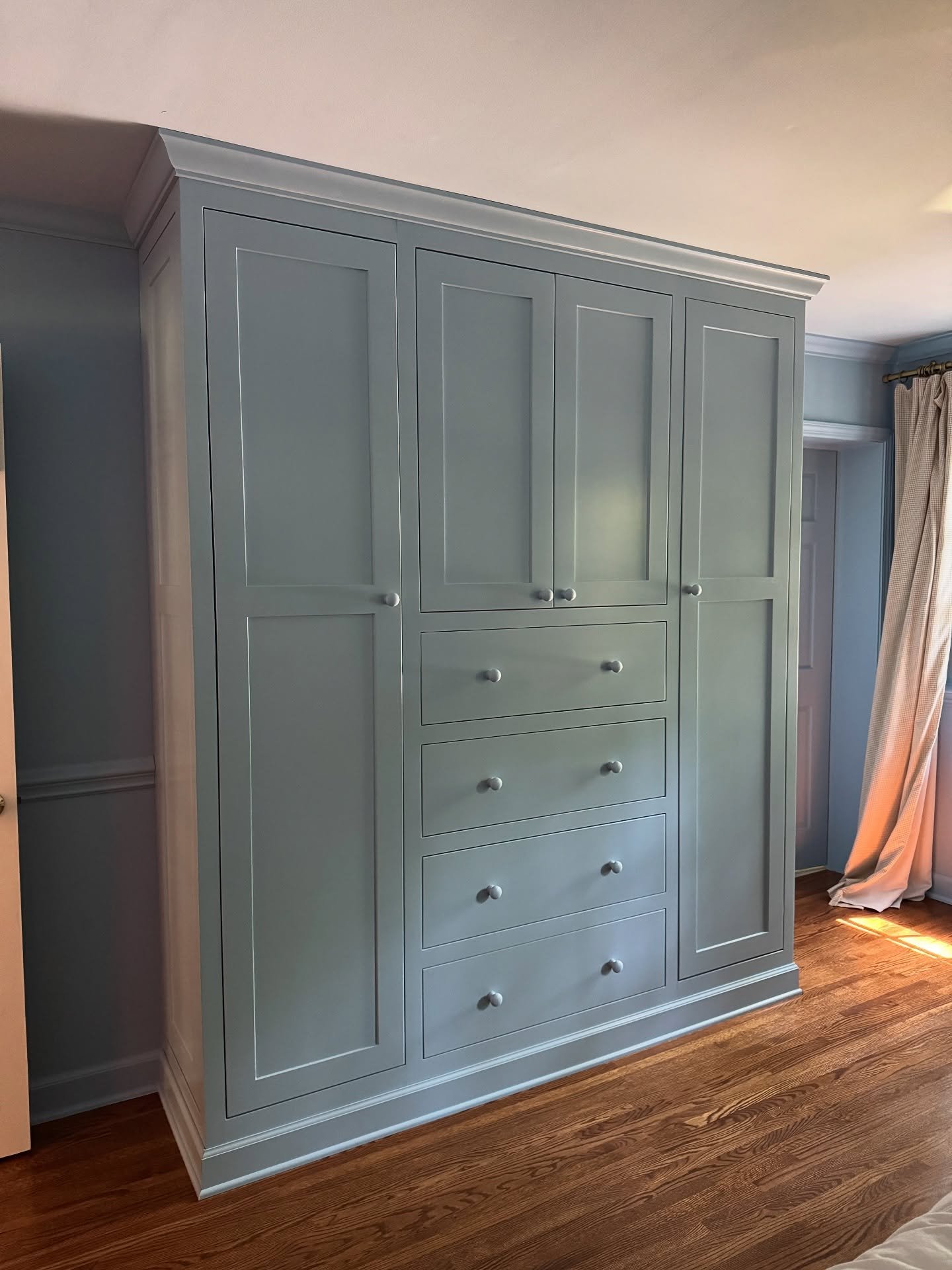 Beautiful Wardrobe Custom Created to help solve our client&rsquo;s storage needs! Complete with Flush Inset Doors, Drawers, and Hanging Space, this built-in wardrobe is an amazing upgrade from a traditional closet. Thanks to our client for trusting u