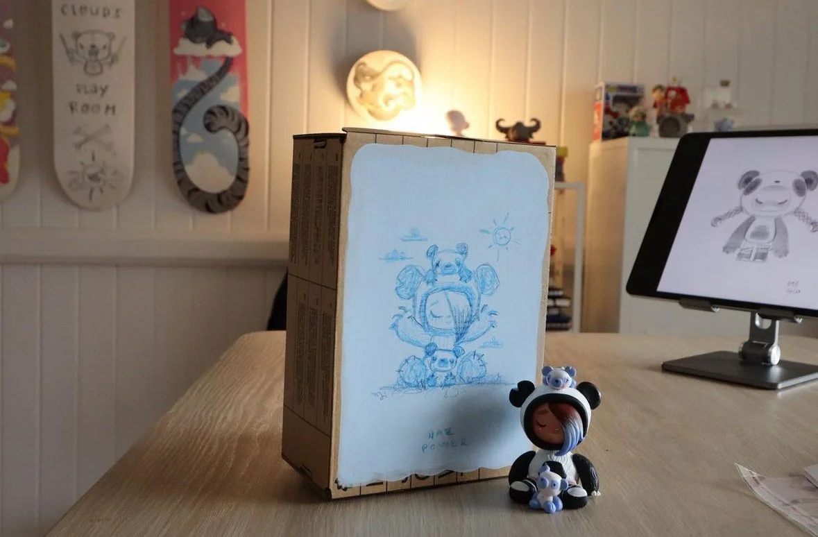 Giorgia - custom art toy + packaging commissioned by Samuel
