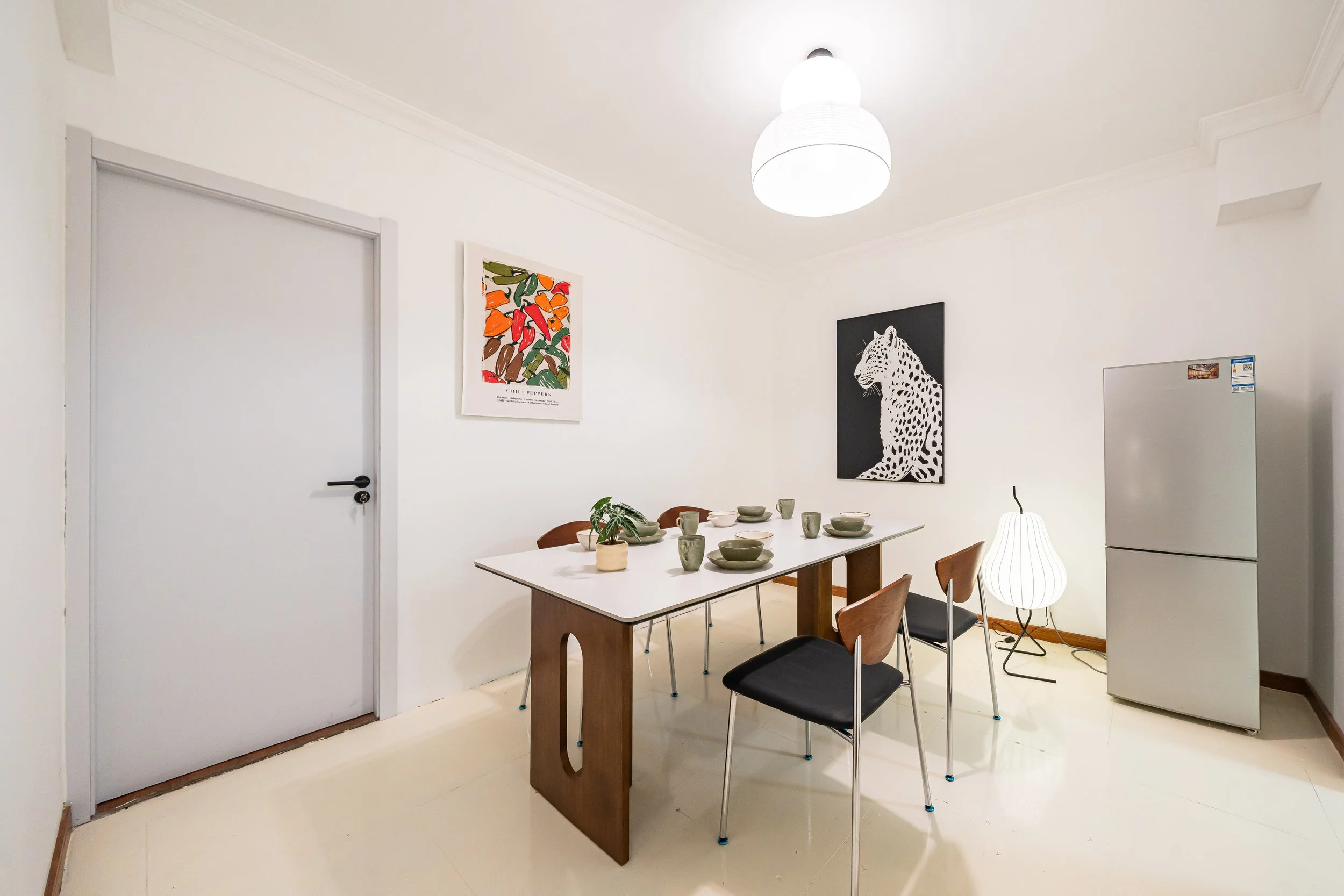 Dining Area.jpg
