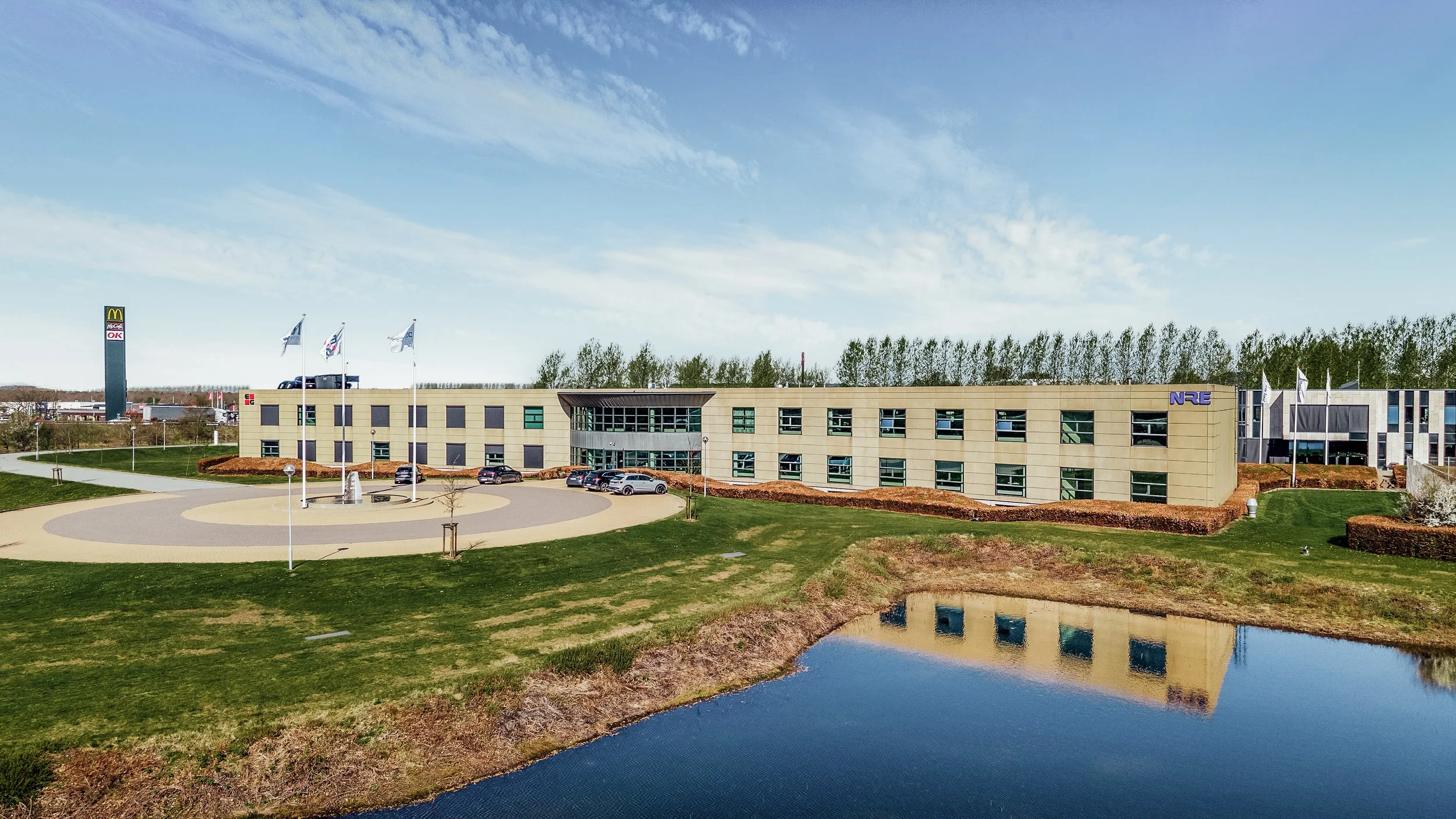The F3 Business Park, Ikast. Fuld udlejet, moderne, kontor ejendom.