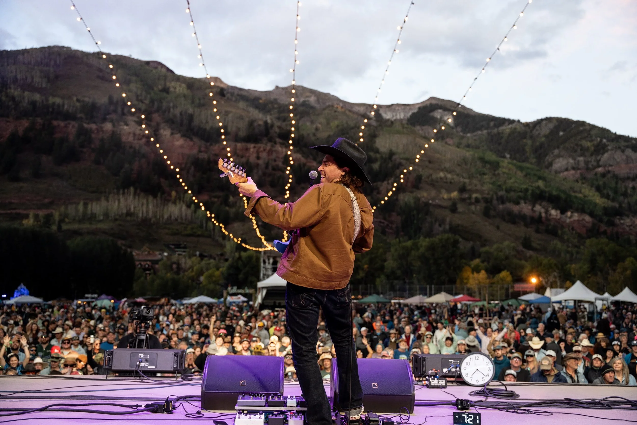 Yeehaw, Telluride! What a righteous and beautiful evening of high-frequencies we all shared in last night. I would love to come back for years and years to this lovely Eden of the mountains. 

Tonight, we have our first show ever in Taos, New Mexico.