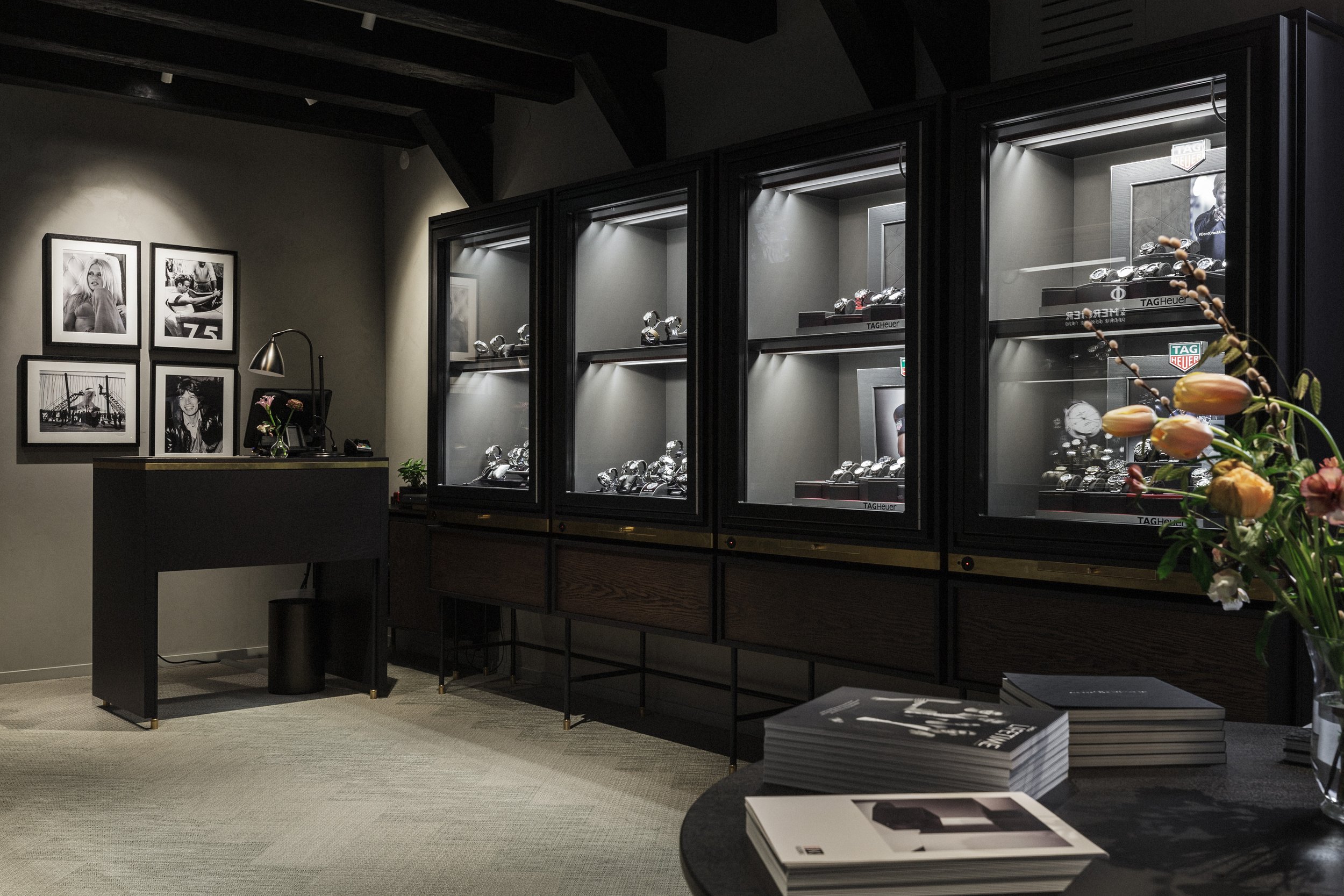 Specialdesignad display med klockor.