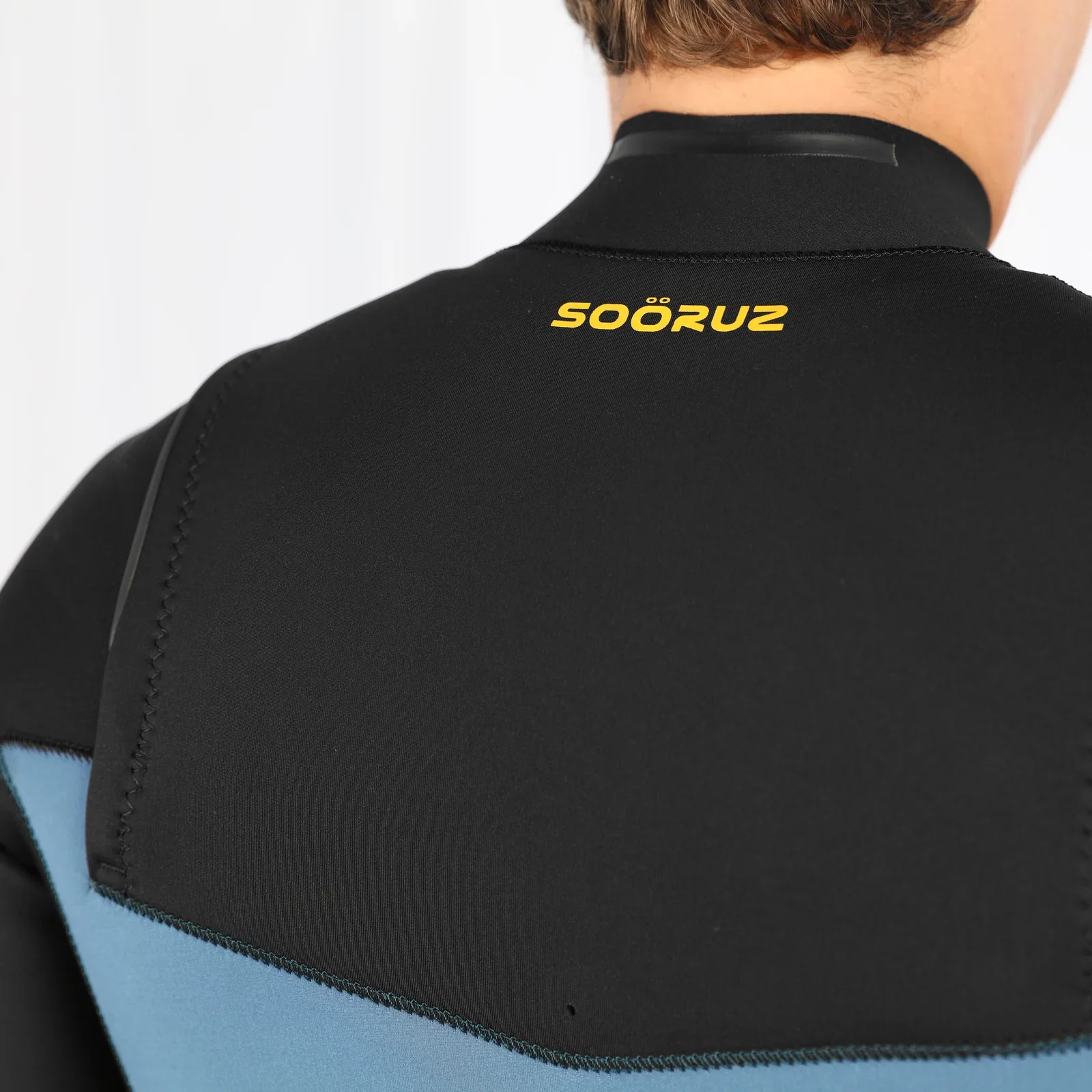 E26-MW-SOORUZ-COMBINAISON-SURF-SHORTY-LS-FIGTHER-FZ-BLEU-FT-details2.jpg.webp