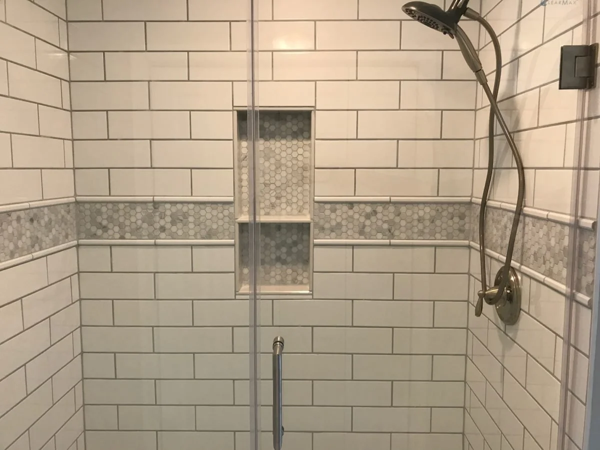 bathroom1.jpg