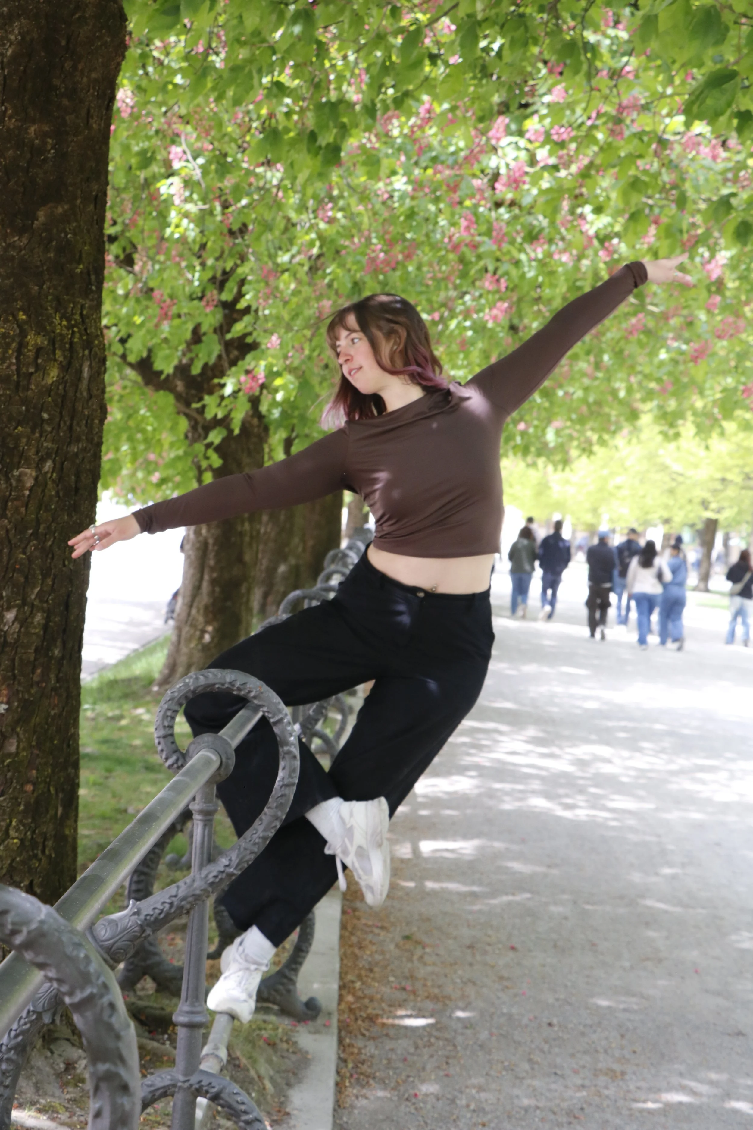 incroyable danseuse.JPG