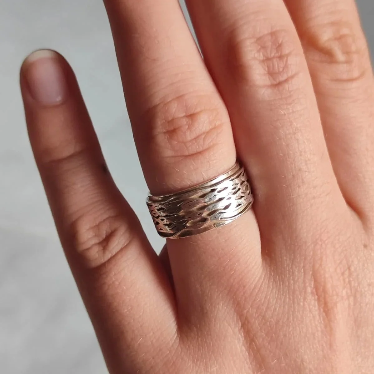 Anillo Tides