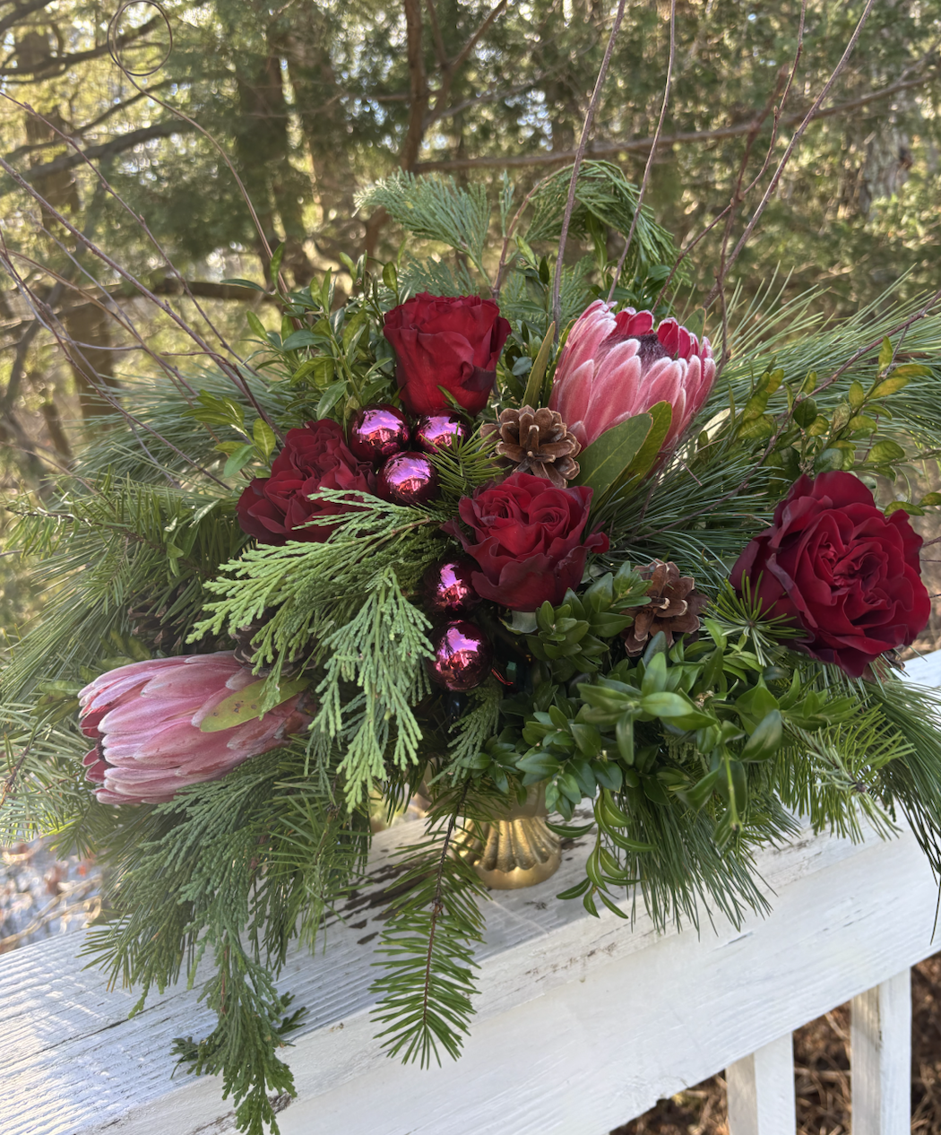 Island Pines Centerpiece