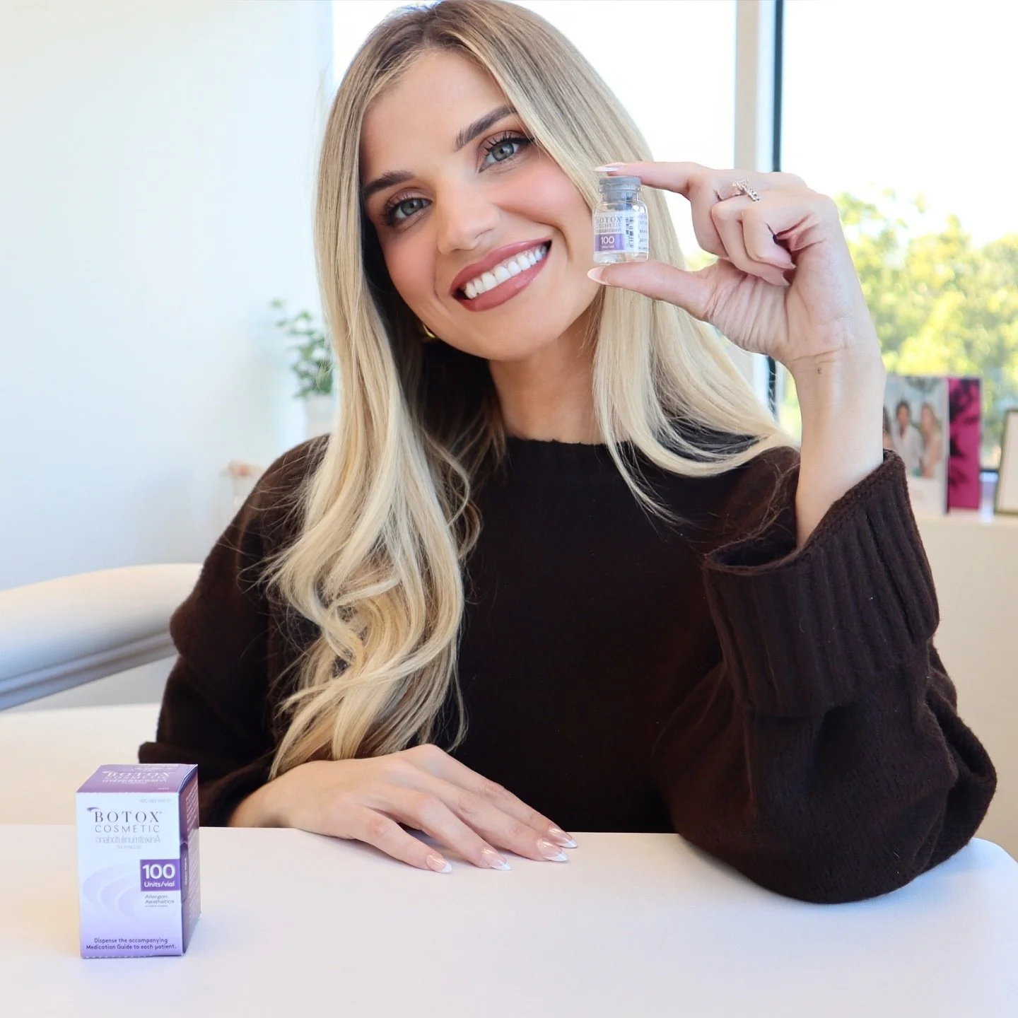 Mondays are for booking! ✨

This Wednesday 11/19 buy one $50 gift card via Alle Rewards and get one free! 💉

Save all month long with our 20% off Black Friday promo. 

We&rsquo;d love to help you on your self care journey 🤍 Come in for a compliment