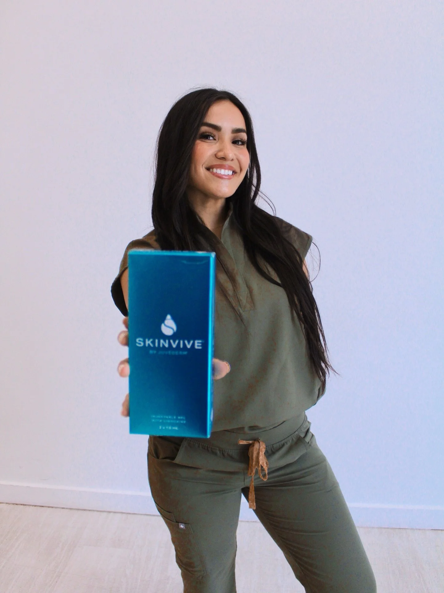 Combating dry January with Skinvive ✨

Skinvive is a hydration boost for your face. It&rsquo;s tiny injections of hyaluronic acid that help your skin look smoother and more refreshed. It is not filler. It is not Botox.

If your skin looks dry, tired,