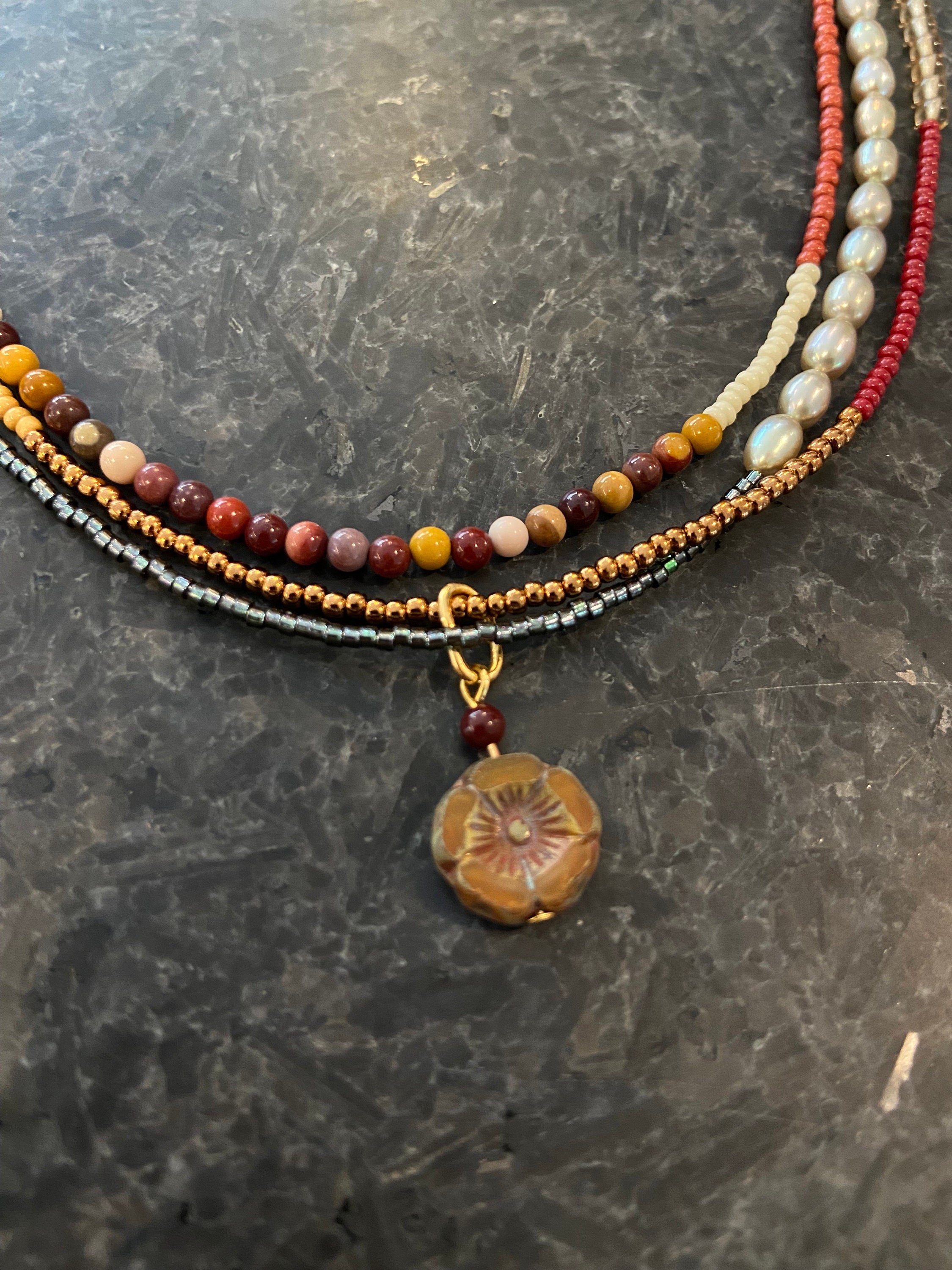 https://i.etsystatic.com/50695314/r/il/e43de8/5868167002/il_fullxfull.5868167002_3ch0.jpg