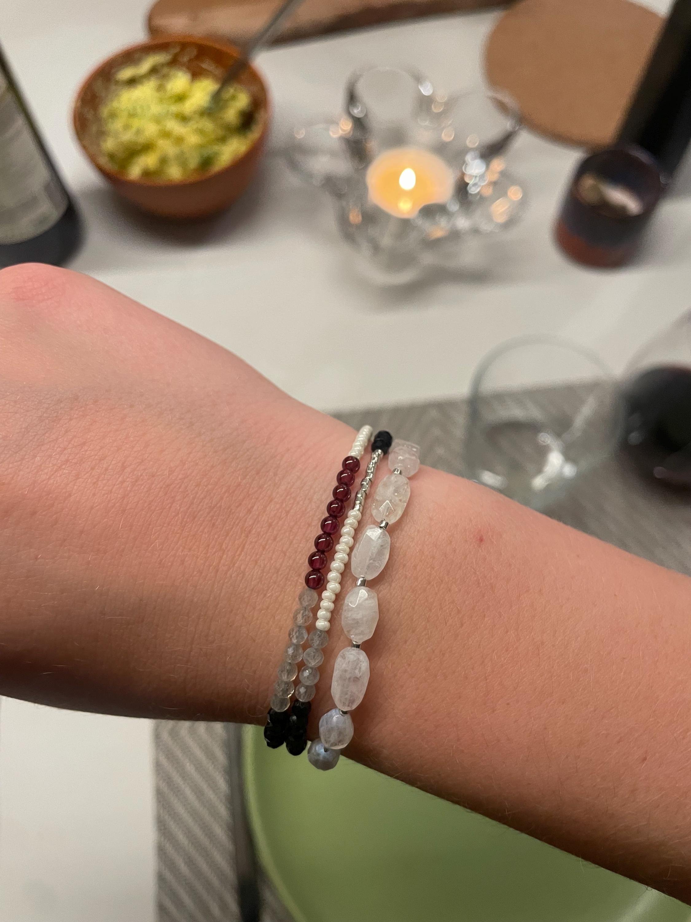 https://i.etsystatic.com/50695314/r/il/d08c15/6416406462/il_fullxfull.6416406462_8mid.jpg