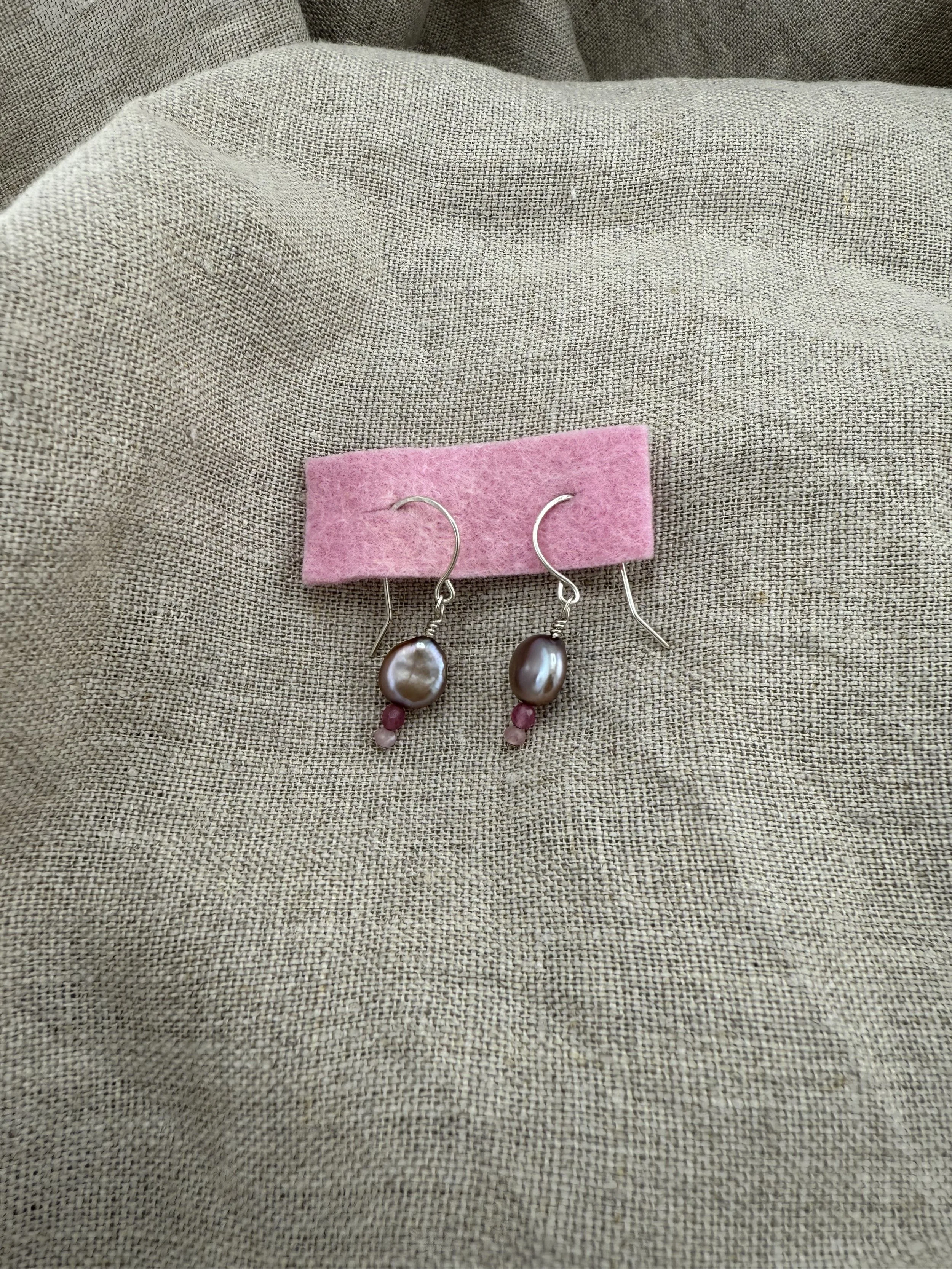 Drift Pearl Earrings