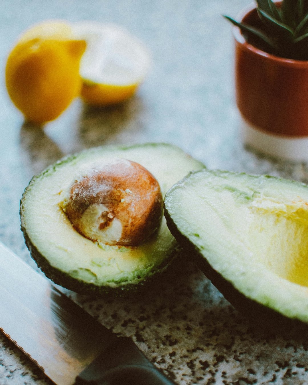 At Phillips Exeter Academy, I&rsquo;ve studied regenerative farming and how sustainable food systems impact human health. One of the most important things I&rsquo;ve learned is how food fuels our brains. 🍏

Research shows:
- Omega-3s (found in salmo