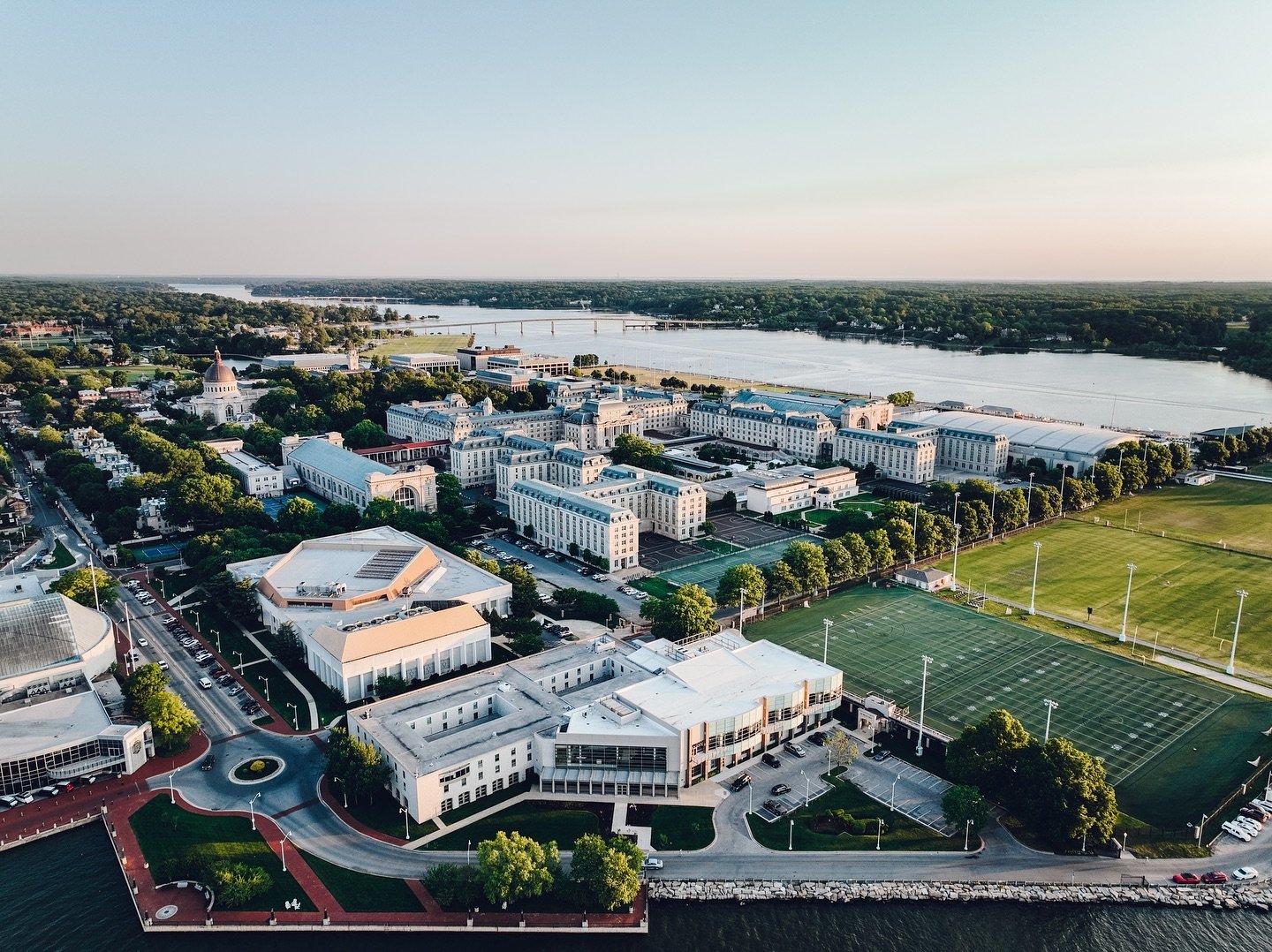 Last few weeks at the academy for the Class of 2024! ⚓️🎓

📍 Annapolis, MD
📸 @blondieaviation