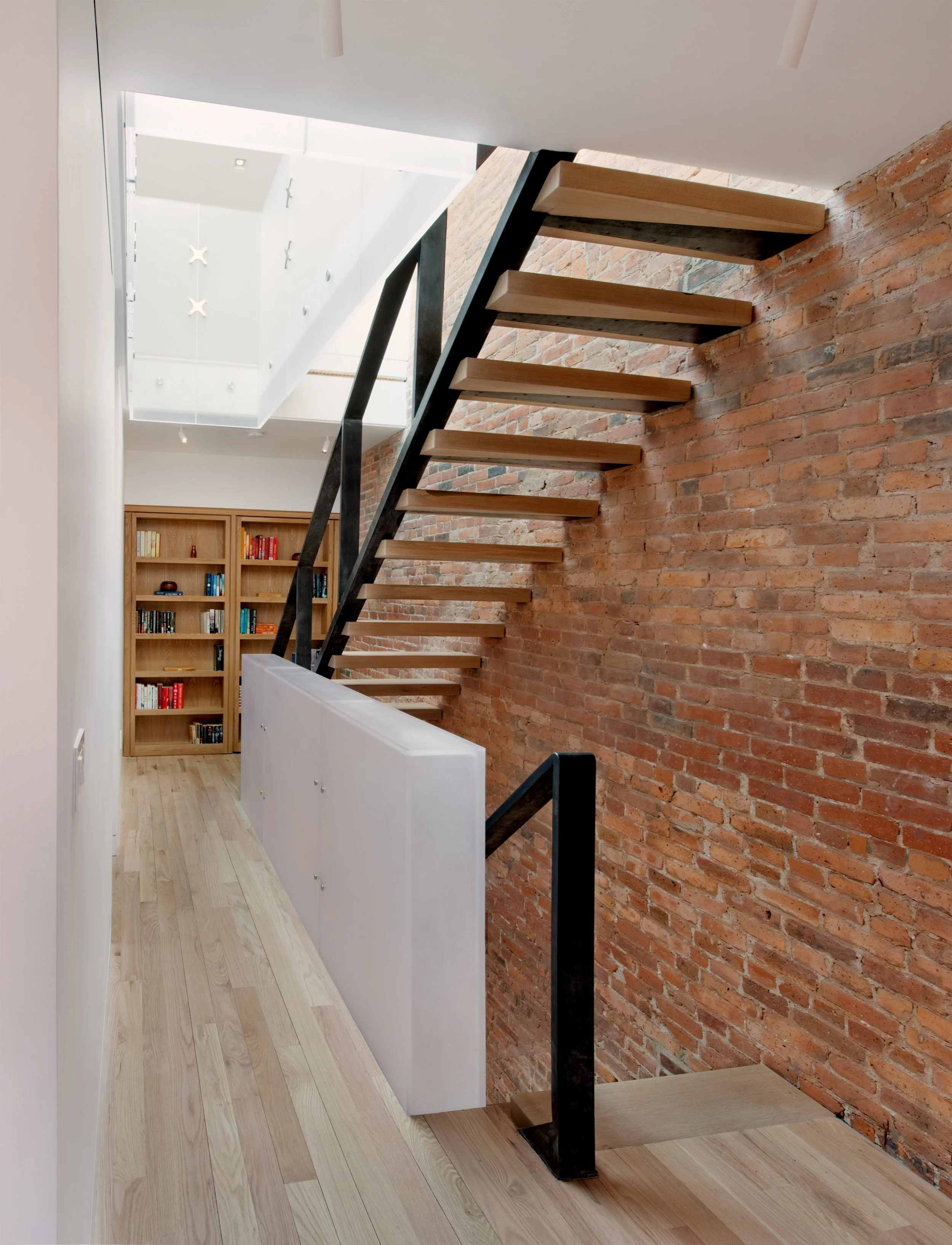 KBA-MonroeSt-SecondFloorStair-SCN_9038-Flat3.jpg
