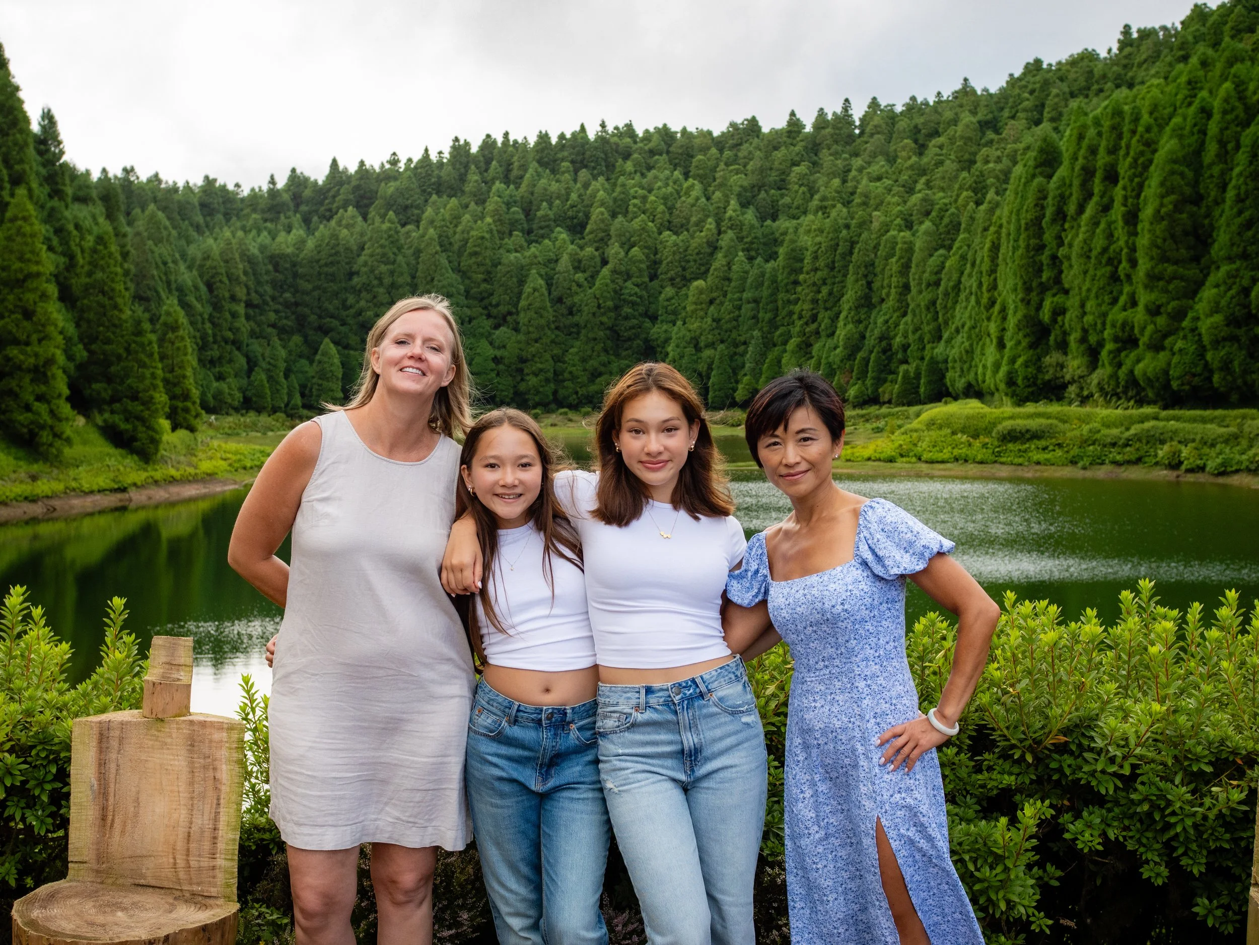 Family photoshoot São Miguel Azores private photography tour experience