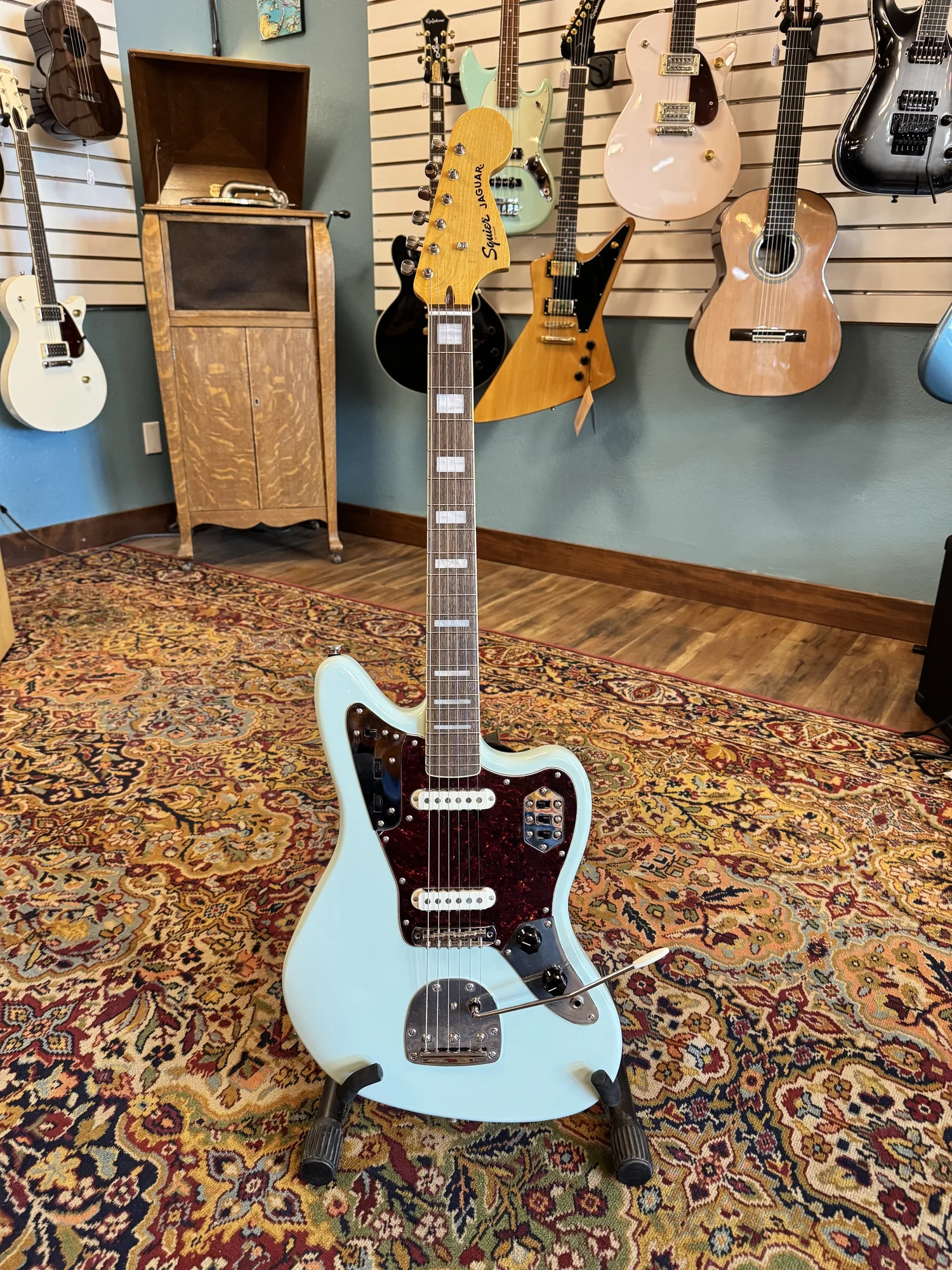 Squier Classic Vibe 70s Jaguar - Surf Green — Art & Music