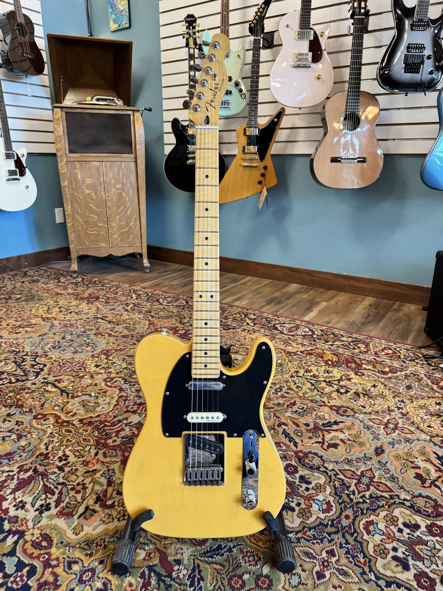 ギター Fender player plus Nashville telecaster Fender Player Plus Nashville Telecaster - Butterscotch