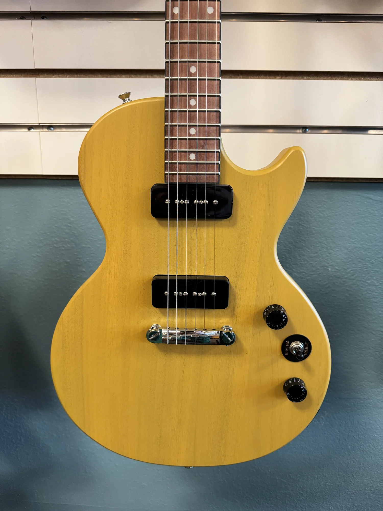 Epiphone Les Paul P-90 - Worn Yellow — Art & Music | Music