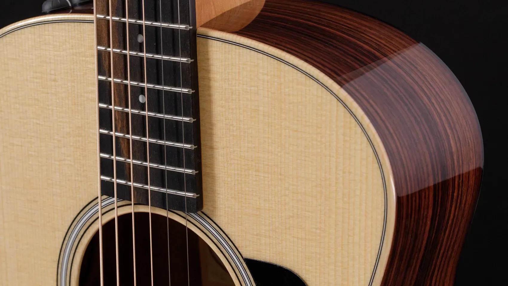 taylor-gs-mini-rw-plus-2209262334-gallery-06-2022.jpg.webp
