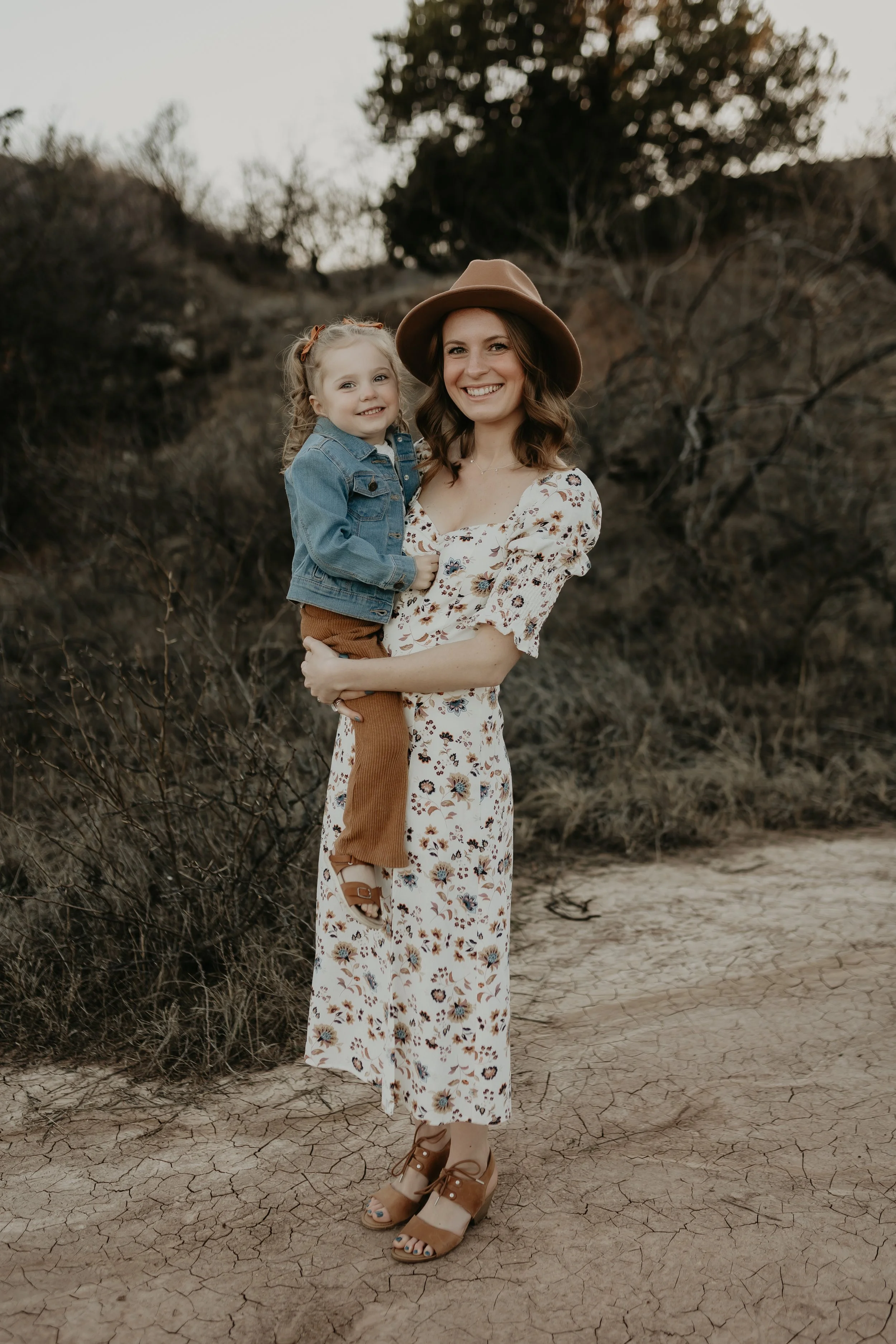 Holistic IBCLC Lactation Consultant offering virtual lactation consultations in the United States