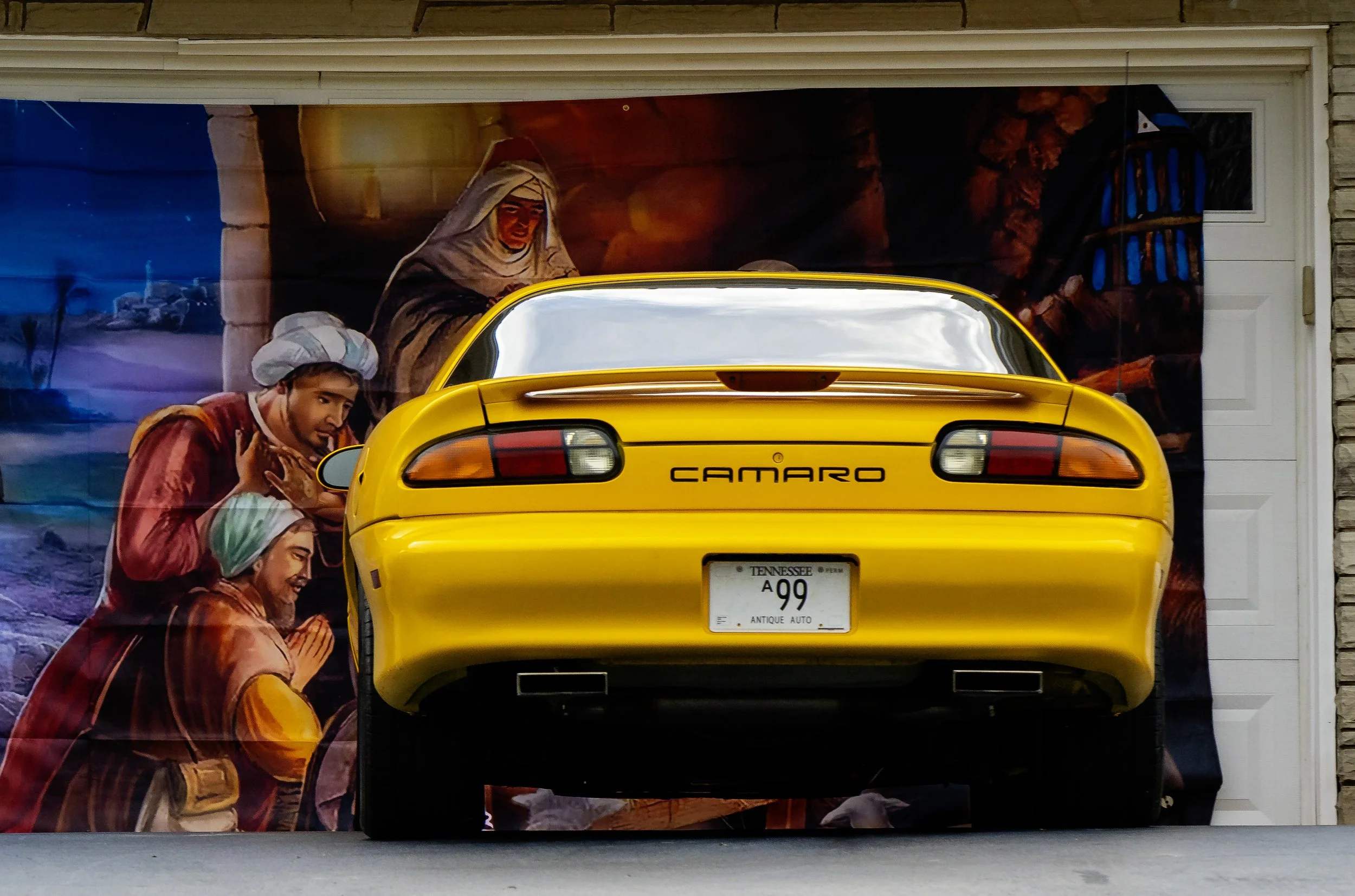 12_17_25 Manger Car C 72 dpi -108404.jpg
