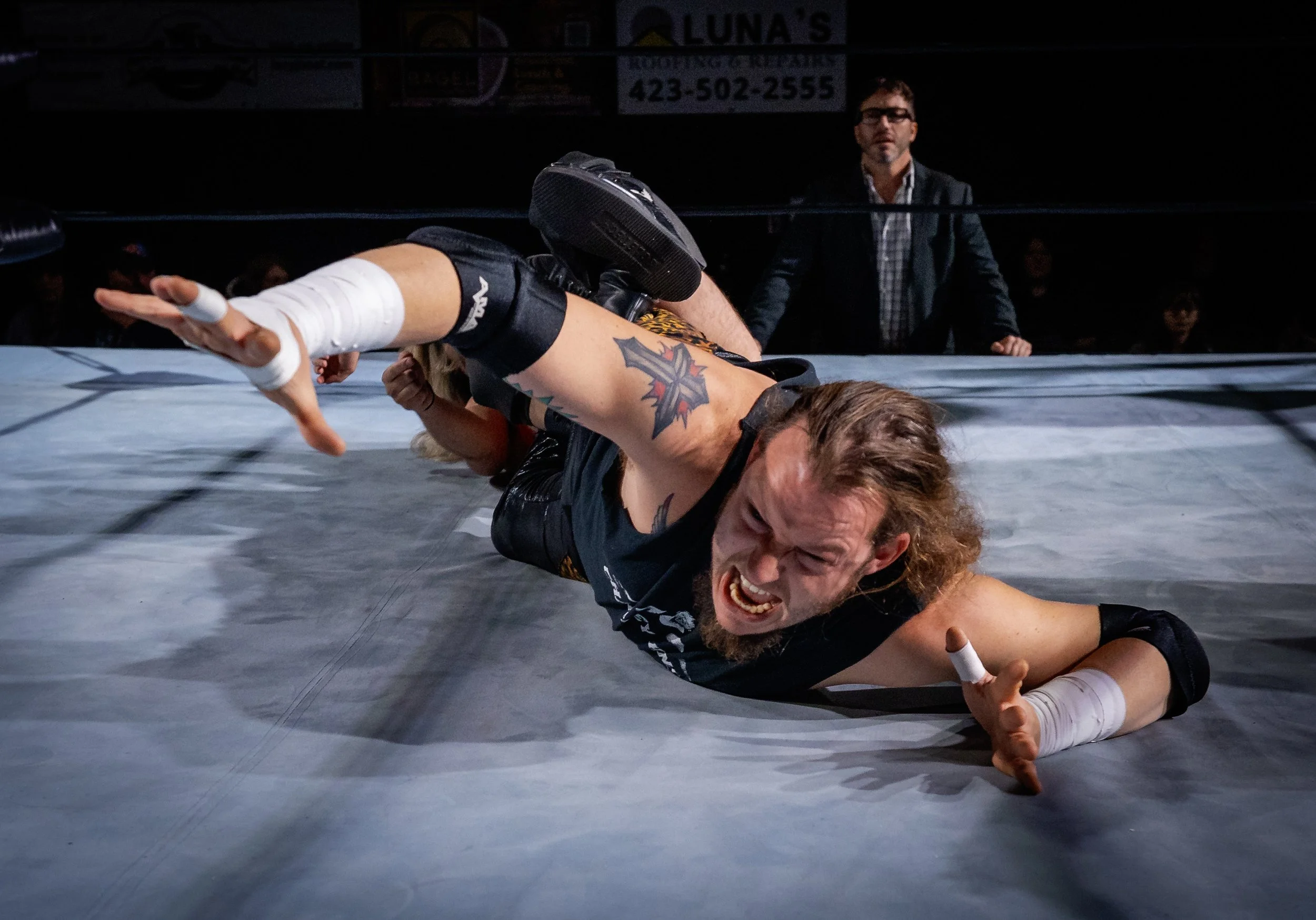 12_12_25 wrestling 72 dpi -107845.jpg