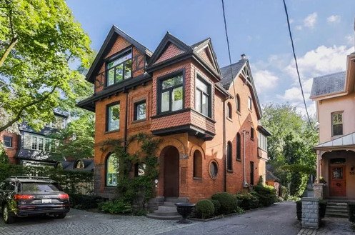 Building Your Future: A Guide to Selecting the Right Home Builder in Ontario