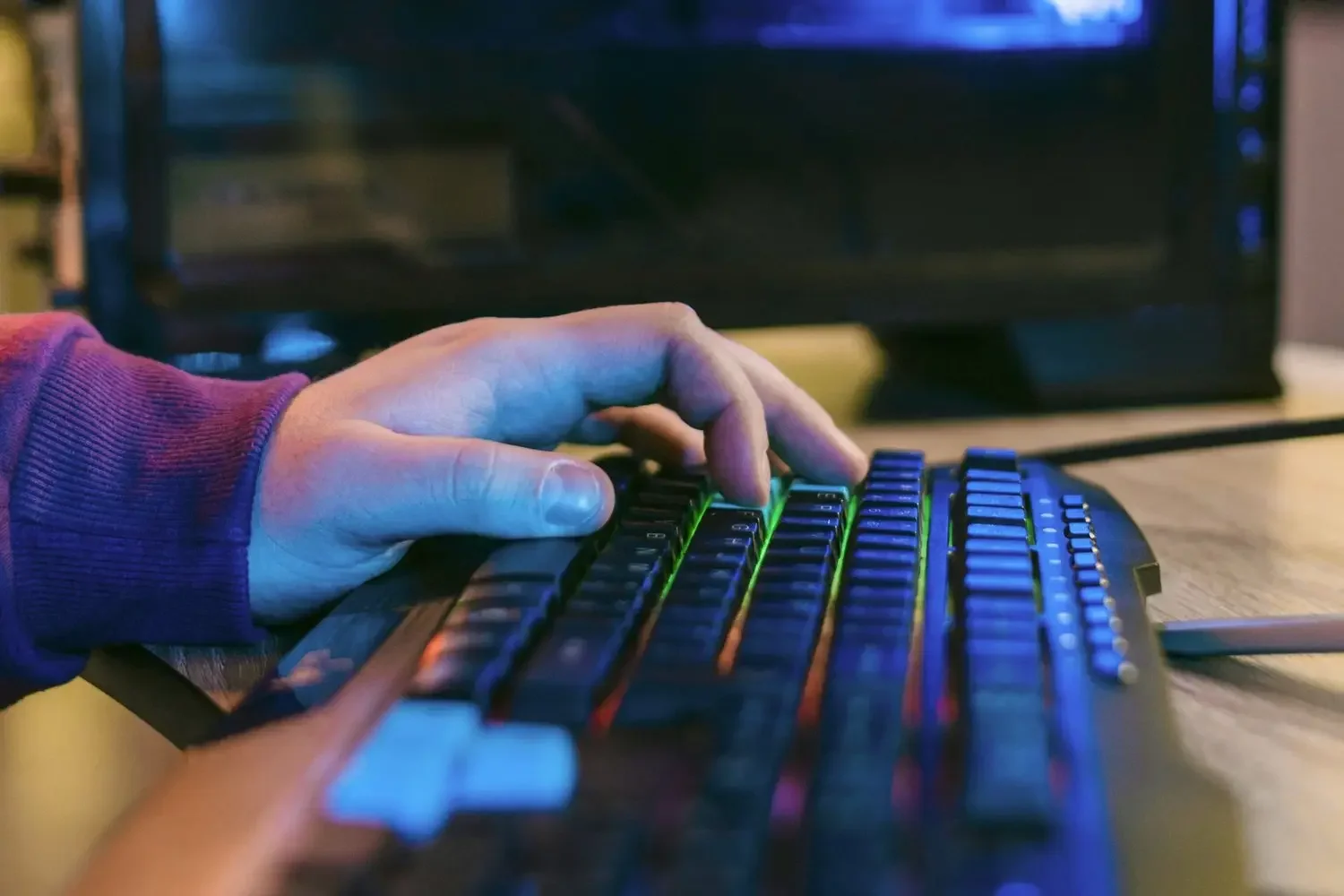 How violent groups are targeting and exploiting vulnerable youth online&nbsp;