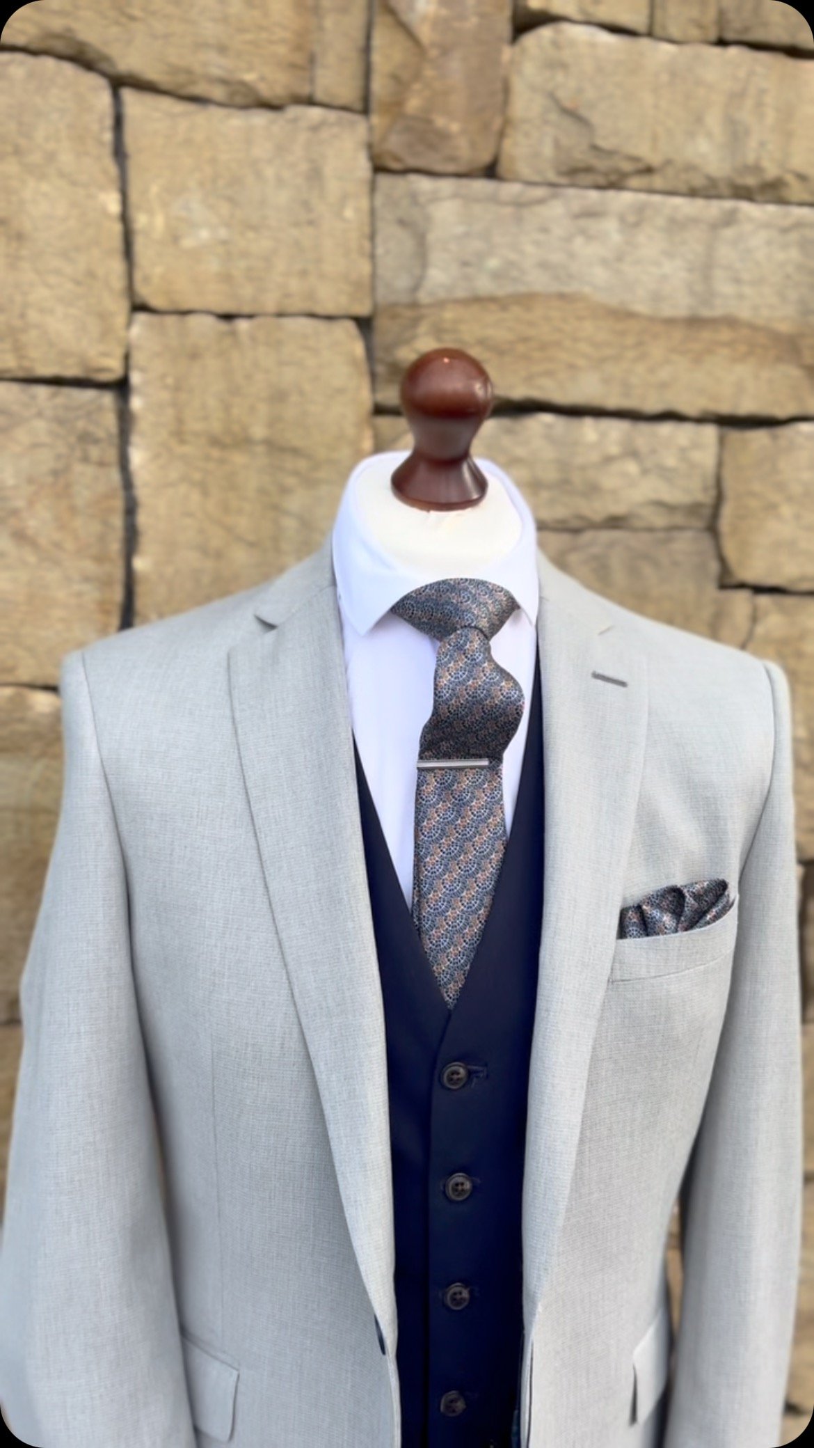 Grey meets navy—classic contrast, modern edge. This suit’s built to turn heads, whether it’s business or big occasion. #sharpstyle #paulmartinmenswear #greyandnavy #suitupright #trendingreels #fashion #menswear #smallbusiness #cloth