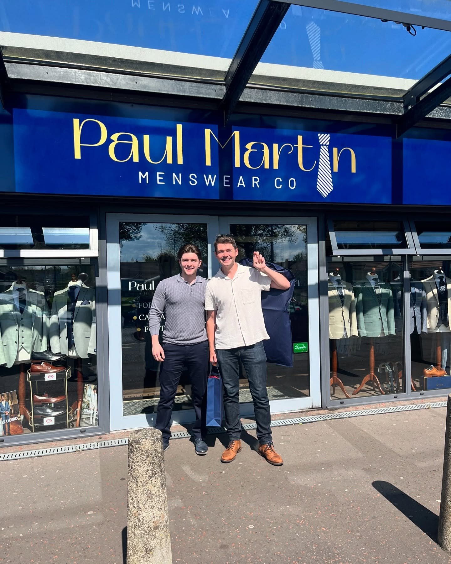 Great to have @damianmcginty in today to get all suited and booted. All the best !! 😁
#celticthunder #suit #wedding #fyp