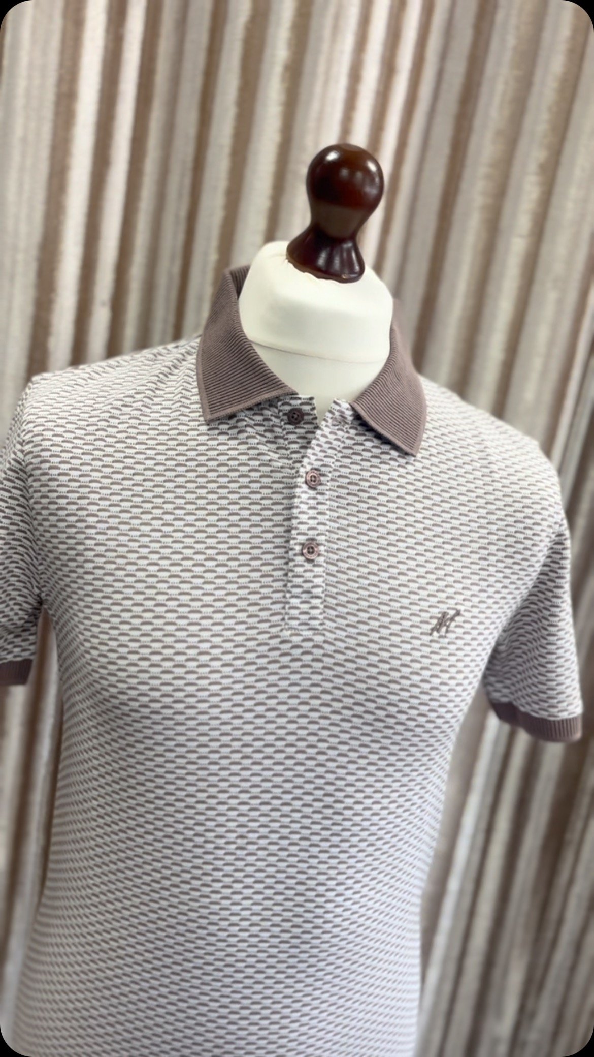 Fresh drop just landed—our new Mish Mash polos are all about effortless style and standout comfort. Summer wardrobe = sorted.
#mishmash #paulmartinmenswear #poloperfection #smartcasualvibes #trendingreels #fashion #polos #summervibes☀️