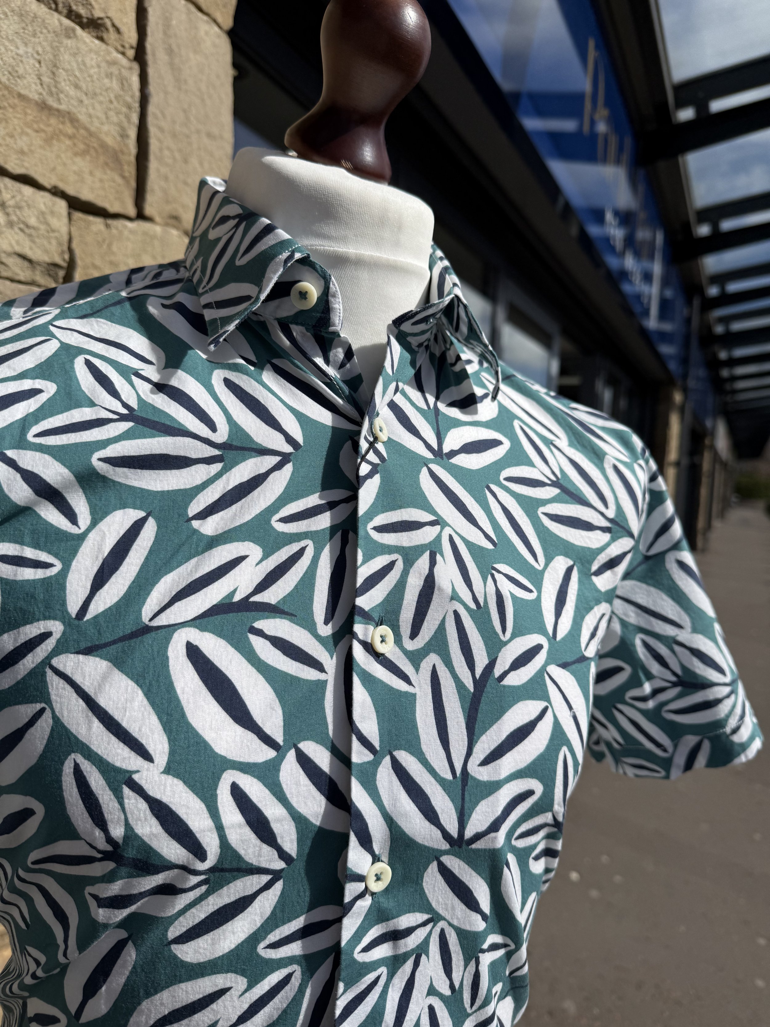Remus Uomo Leaf Print Short Sleeve Shirt