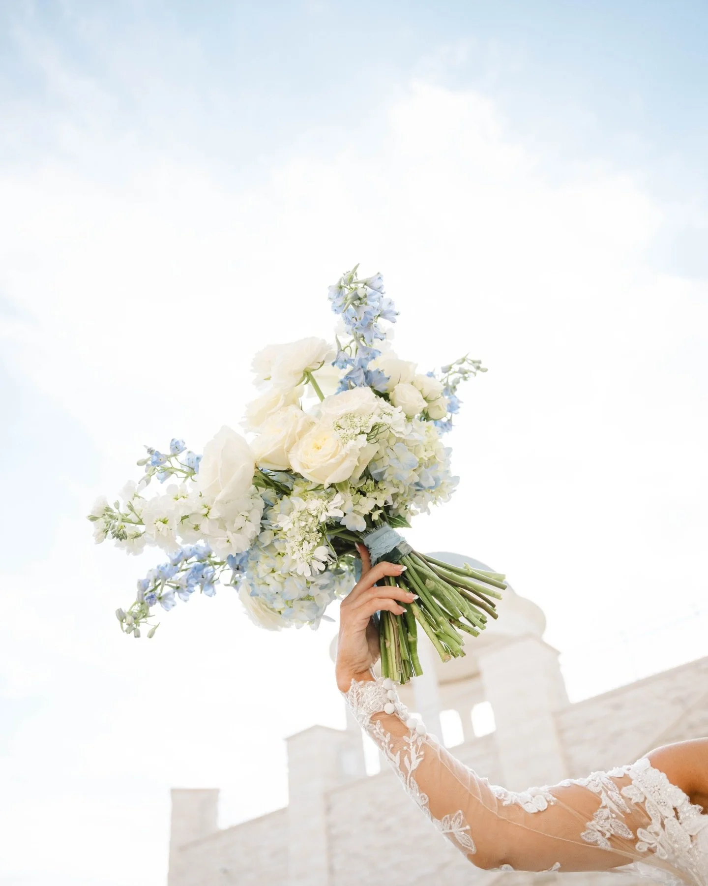 a perfect november day in gainesville, ga with elizabeth and micah. full of love and intention and the people they love. 

i&rsquo;ll be dreaming about these for a while!!! 

shot for @k.j.bstudios !!!
