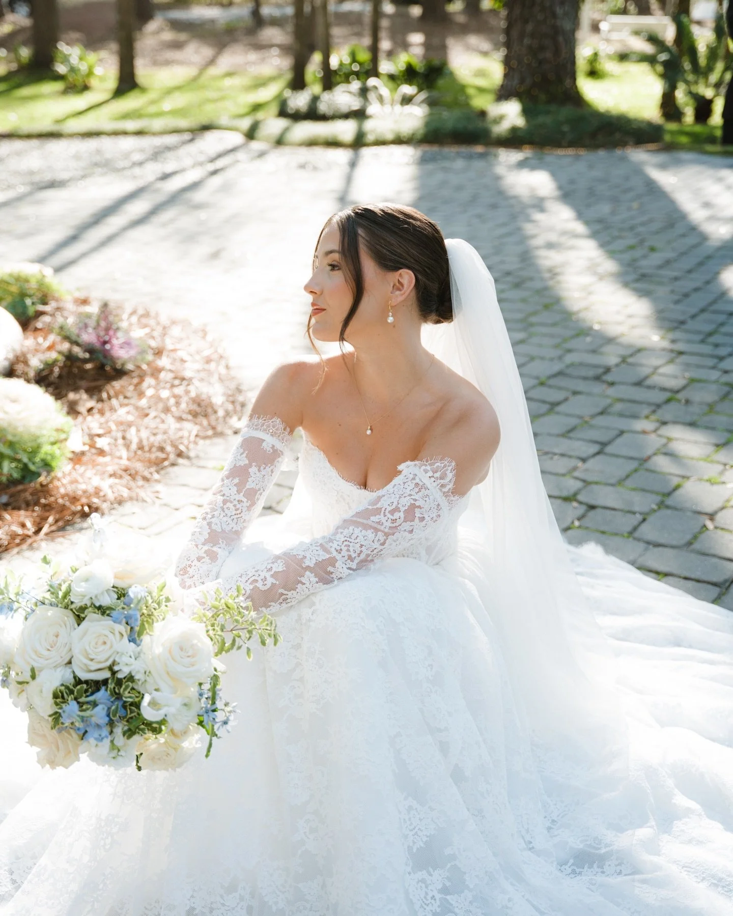 a moment for the bride 🕊️

Photo: @lindseyelizabethcreative 
Planning: @haleydrewweddings
Videography: @elipixlerfilms 
Florals: @ivoryandbeau
Makeup @blushedbyhan
Hair: @royalmakeupandhair
Dress: @nicolemareebridal 
Venue: @mackeyhousesavannah