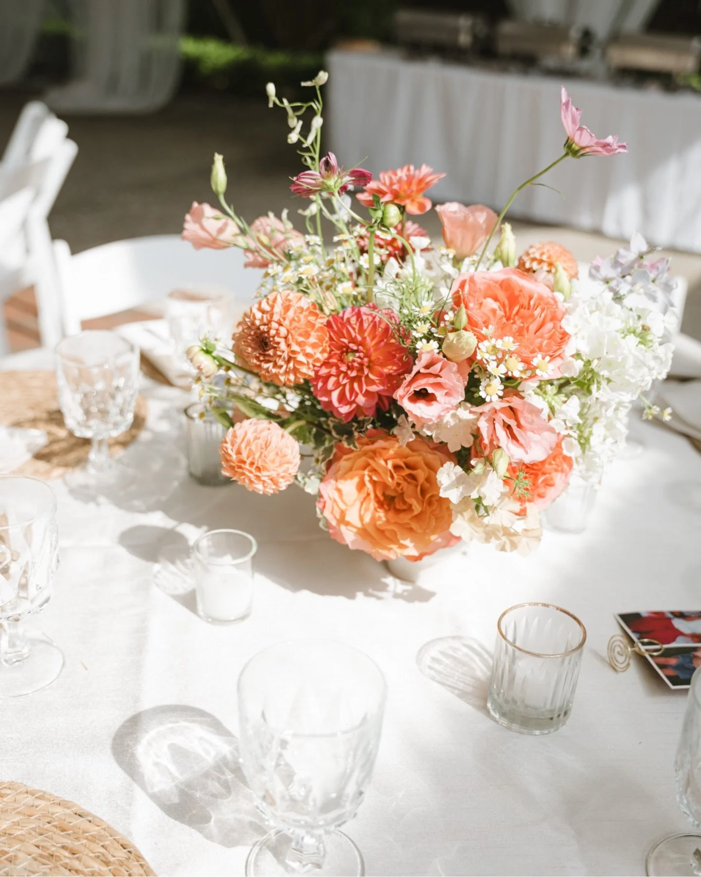 flowers i just loveee

one of my favorite details of a wedding day is the flowers. not ashamed. i feel like a kid in a candy shop

💐💐💐