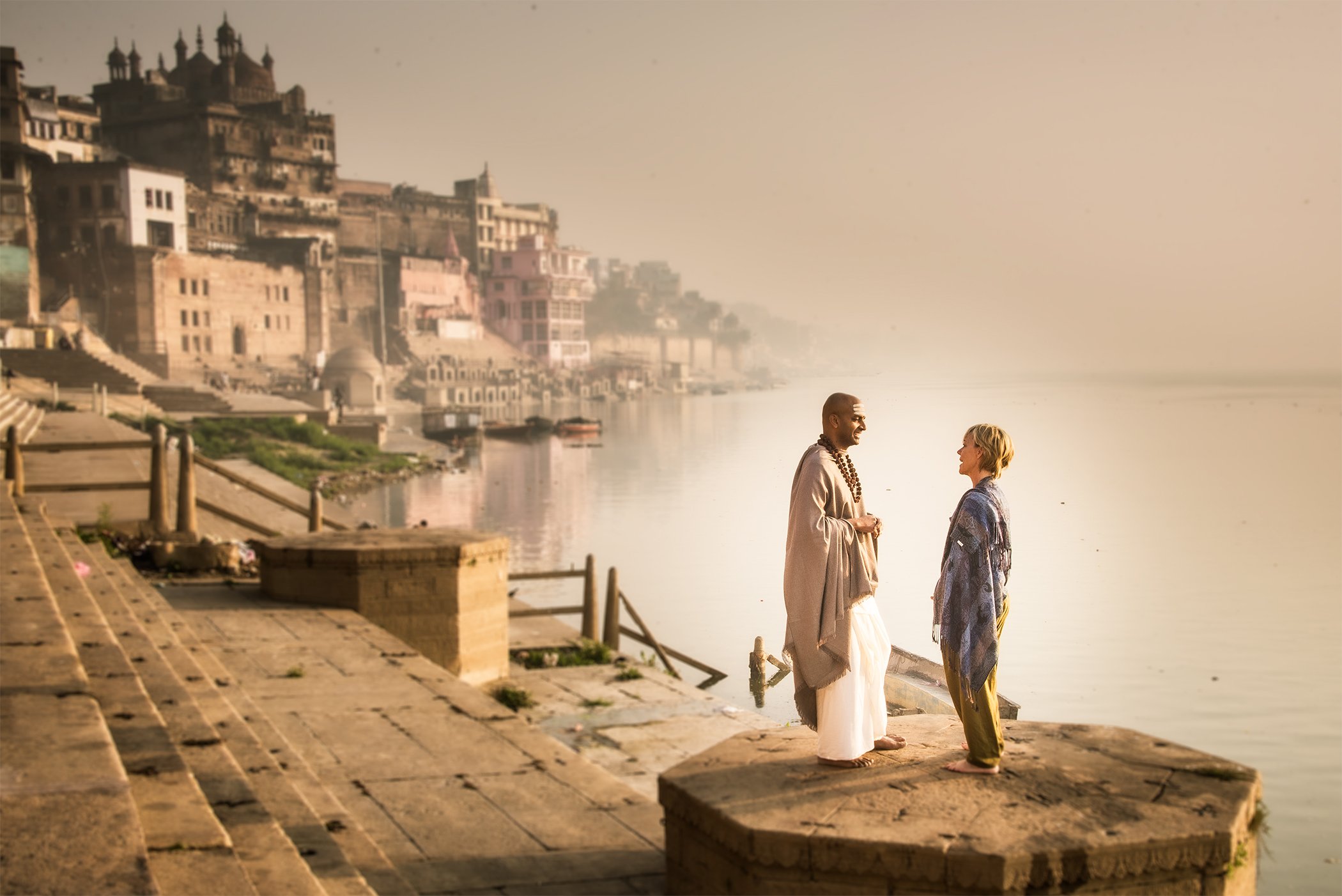 Dandapani in conversation with a participant in India on his annual retreat.