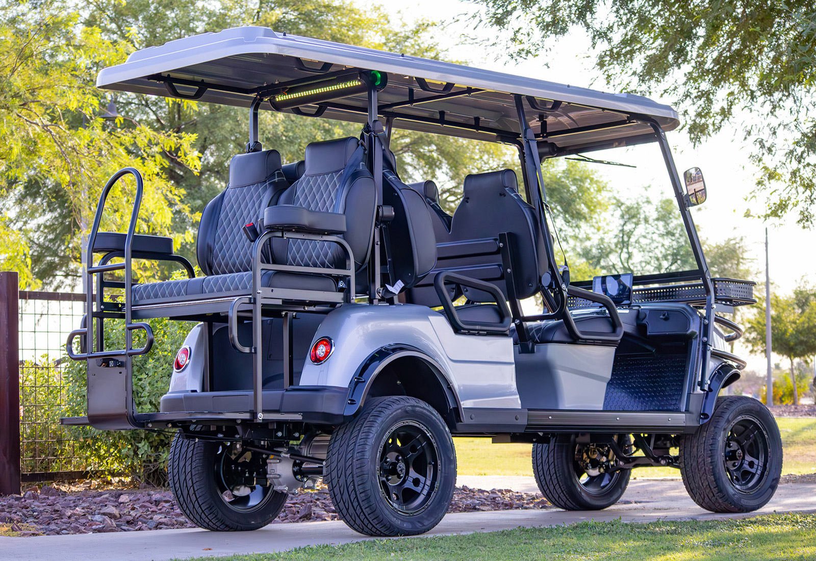 EPIC-E60L_Golf_Carts-16.jpg