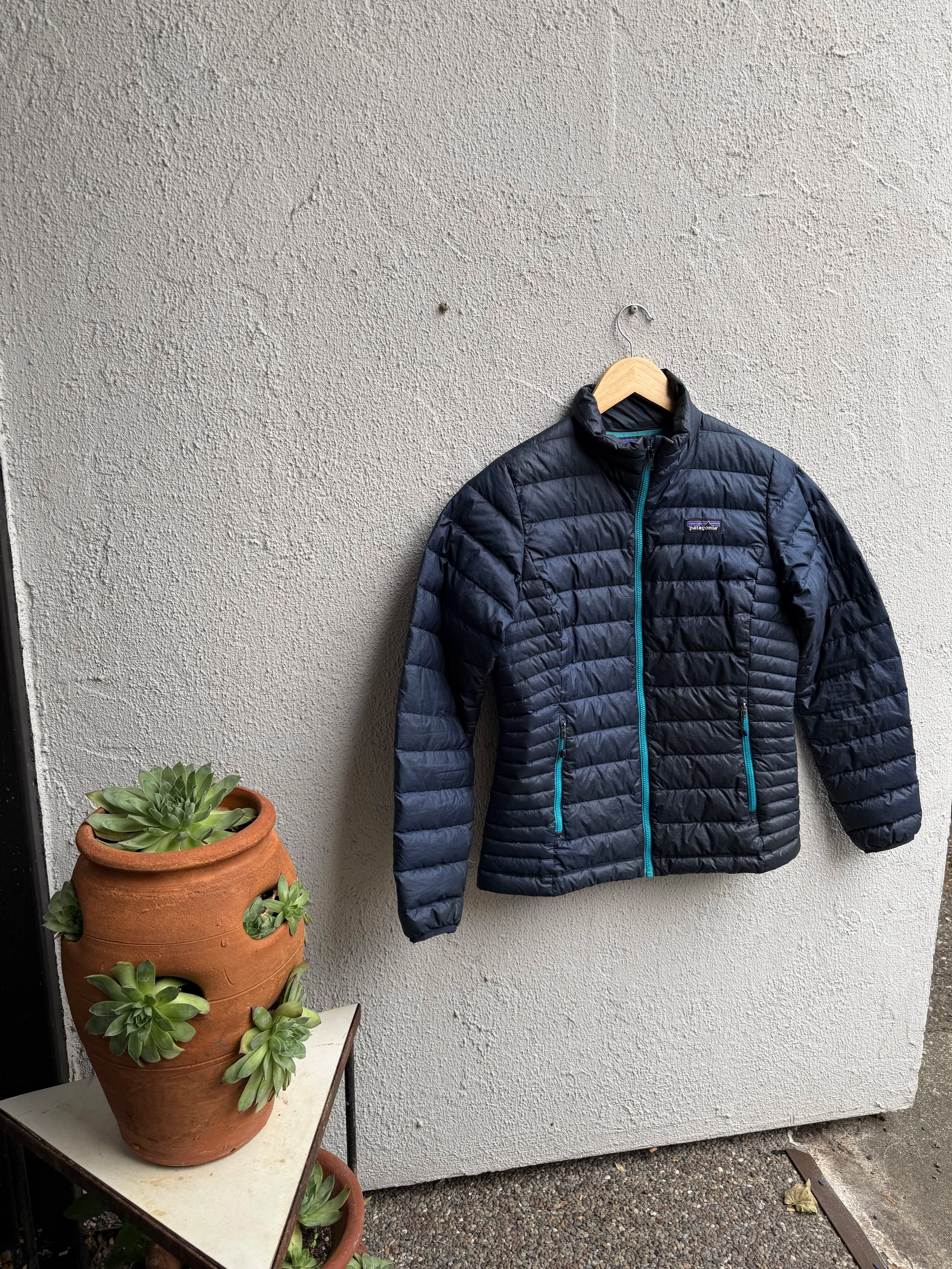 Patagonia Full Zip Blue Puffer