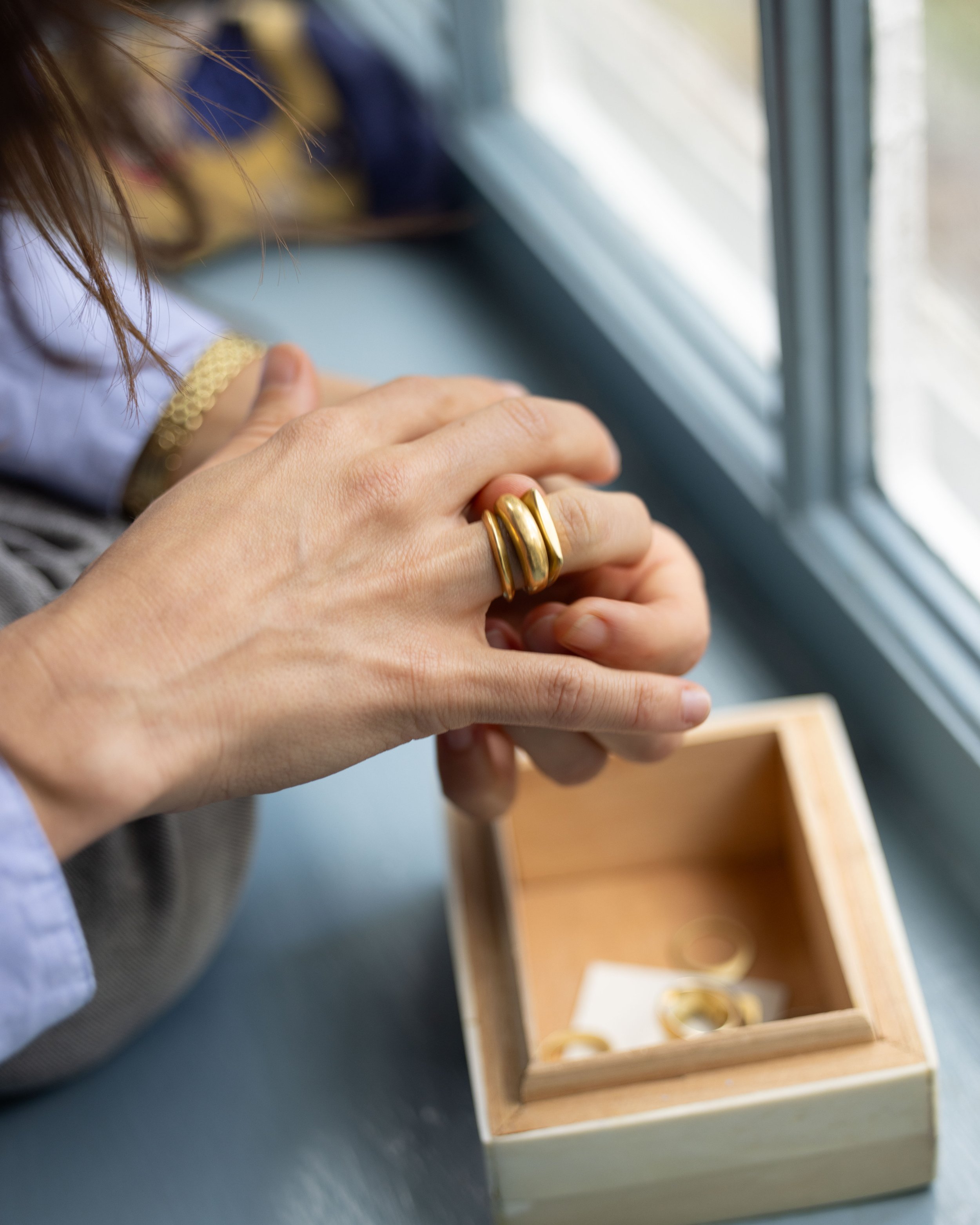 chunky gold donut band tapered ring in 18k yellow gold