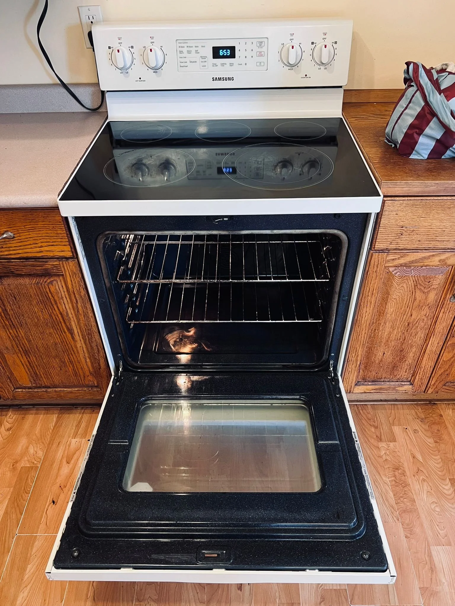 WhatsApp Image 2024-05-01 at 13.13.22.jpeg