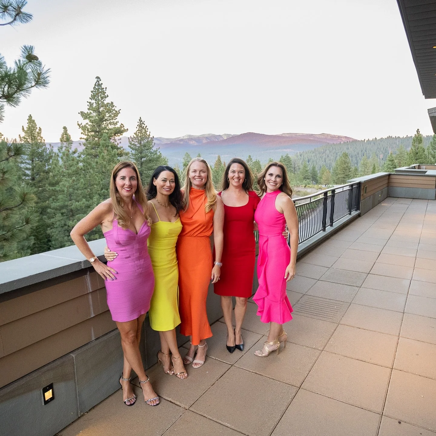 Style That Doesn&rsquo;t Hit the Brakes 💃🎲
 The fashion of FOG RALLY 2024 was on full display Saturday night at The @ritzcarltonlaketahoe, where guests gathered for a vibrant Latin-Themed Casino Night filled with dinner, dancing, and unforgettable 